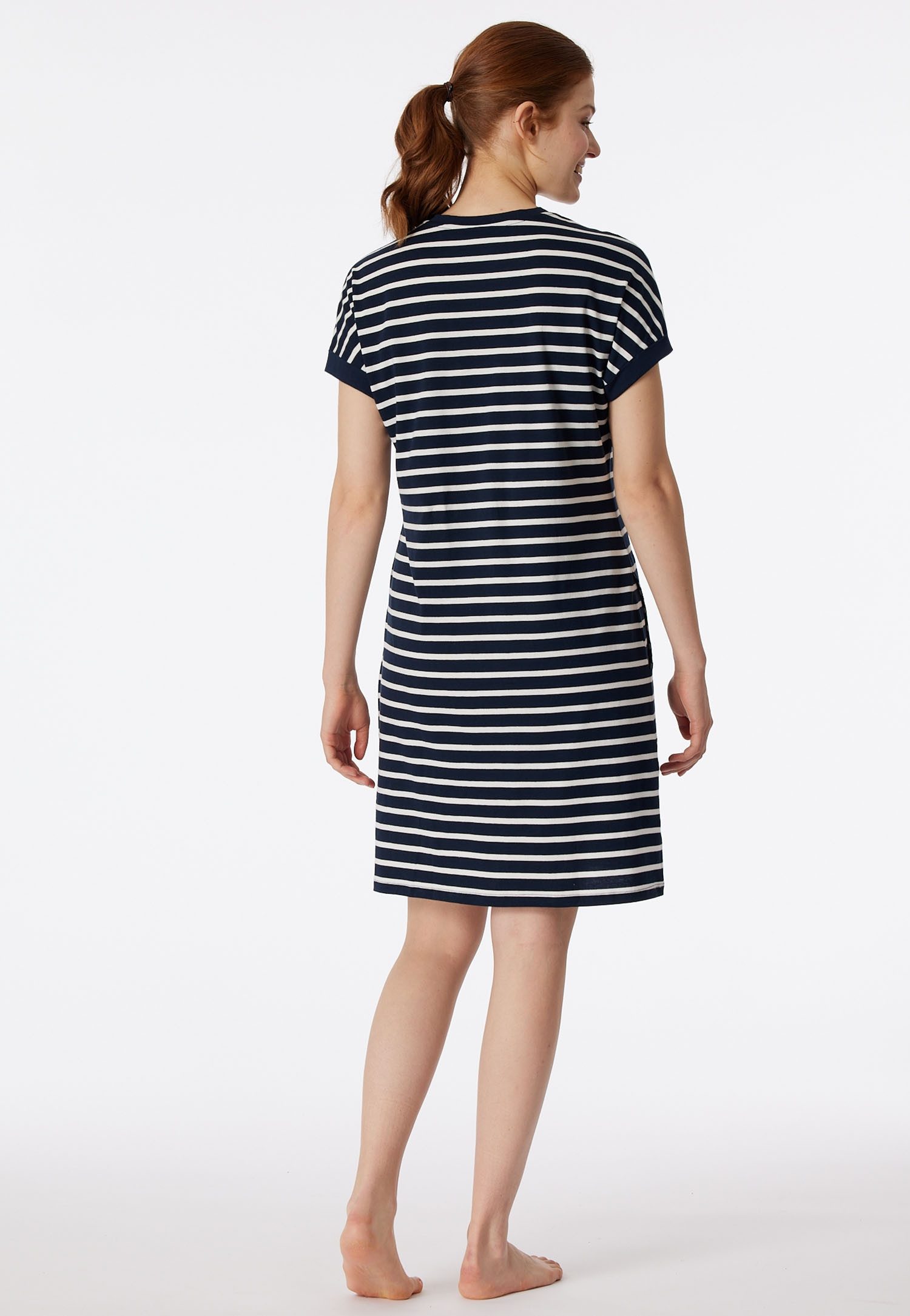 Schiesser Nachthemd Casual Essentials mit garngefärbten Streifen und sportlichen Taschen