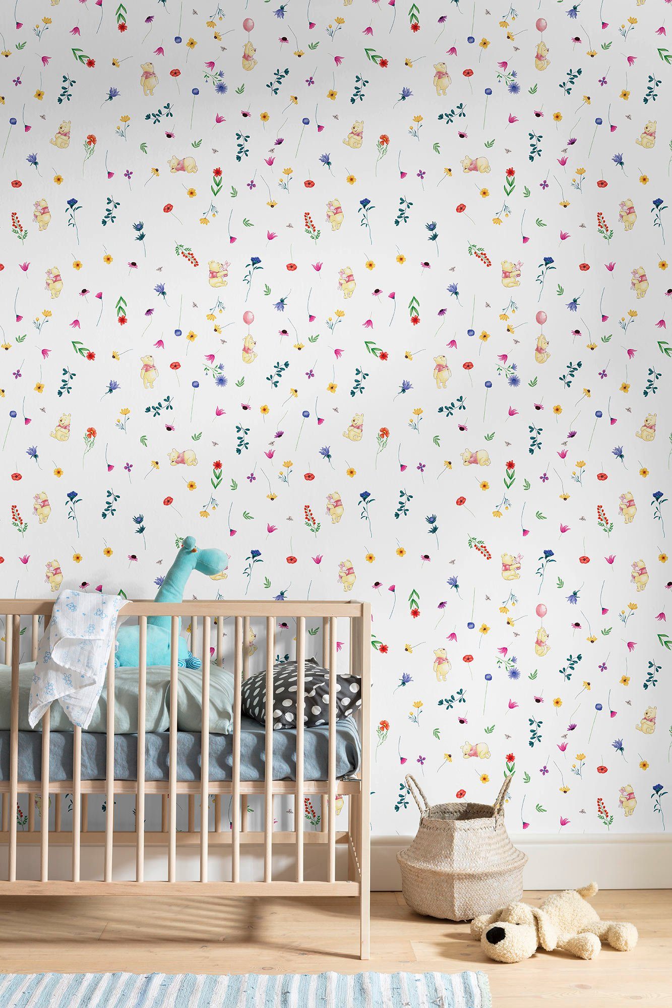 Komar Vliestapete Winnie the Pooh Summer, glatt, bedruckt, (1 St), Rolle mit 53 x 1005 cm