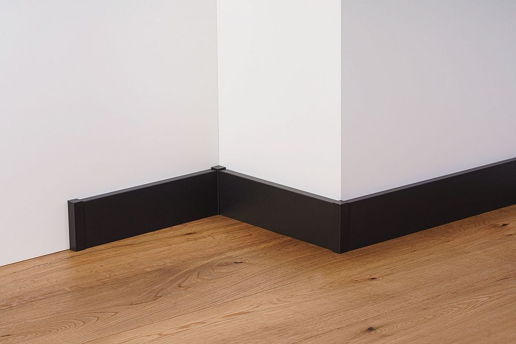 Südbrock Sockelleiste Sockelleiste schwarz MDF 16 x 80 Foliert Fußleiste Modern, L: 250 cm, H: 8 cm, 1-St.