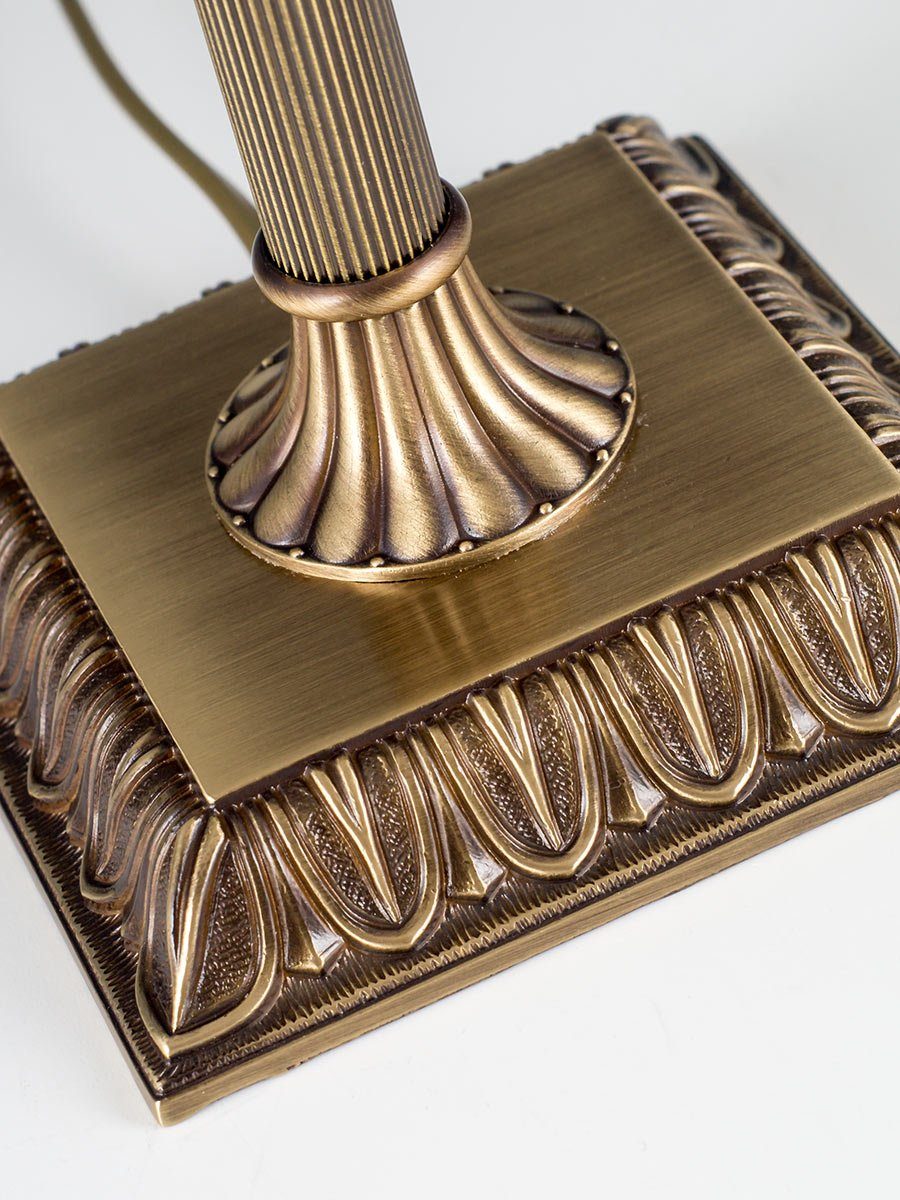Handarbeit Nachttischlampe, Helios Messing oval, Stoffschirm echtes antik gold Tischleuchte Leselampe Messing Leuchten Schreibtischlampe