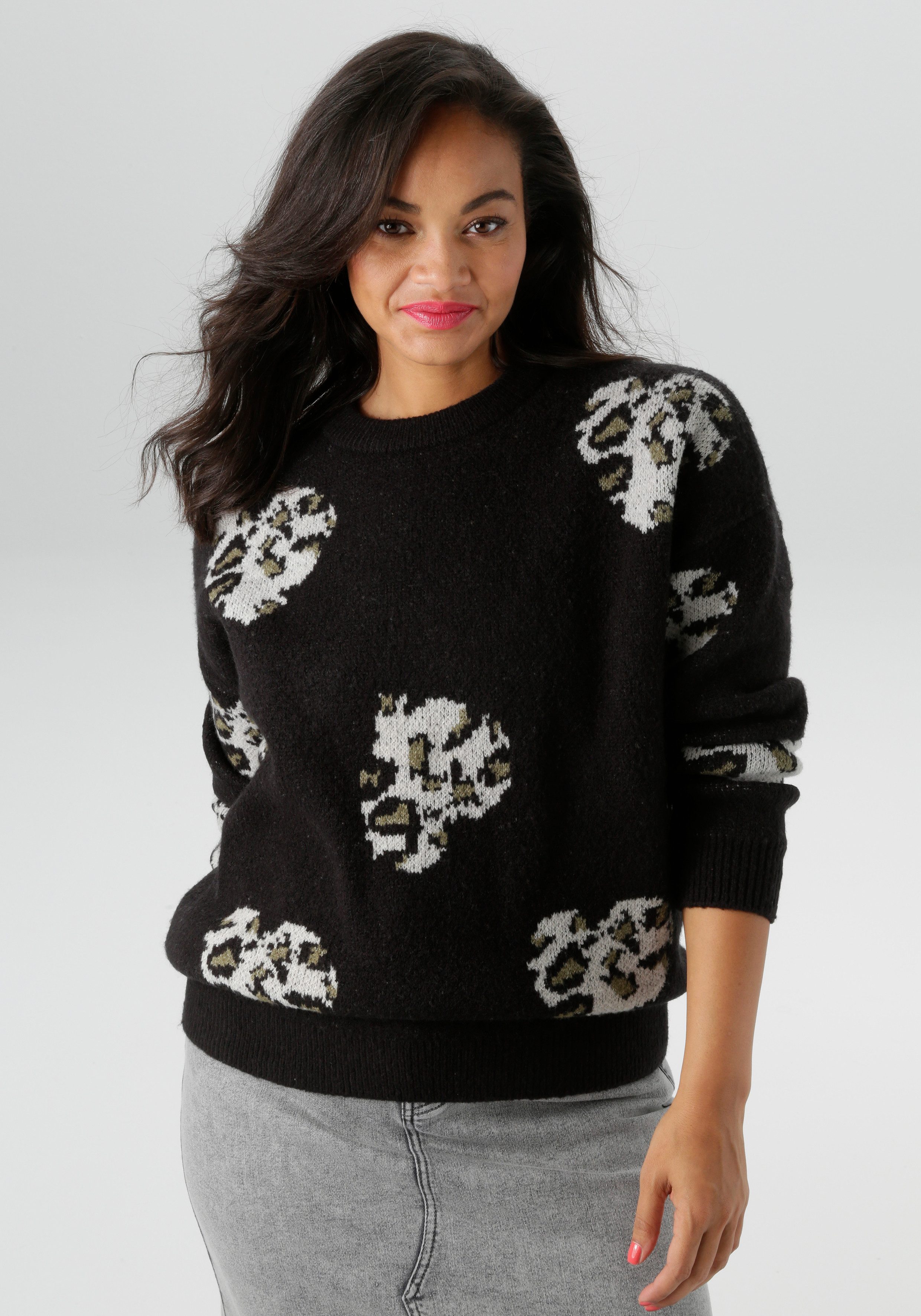 Aniston PLUS Strickpullover mit eingestrickten Herzchen in Animalprint günstig online kaufen