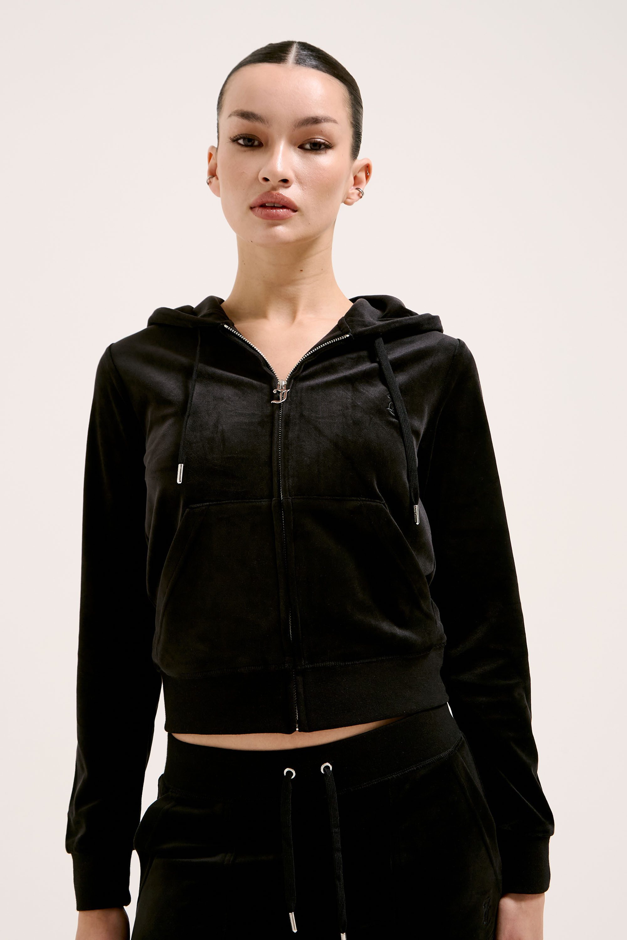 Juicy Couture Kapuzennickijacke ROBERTSON CLASS Damen Trainingsjacke Damen, Sweatjacke mit Kapuze, Velour, mit Glitzer, Sale
