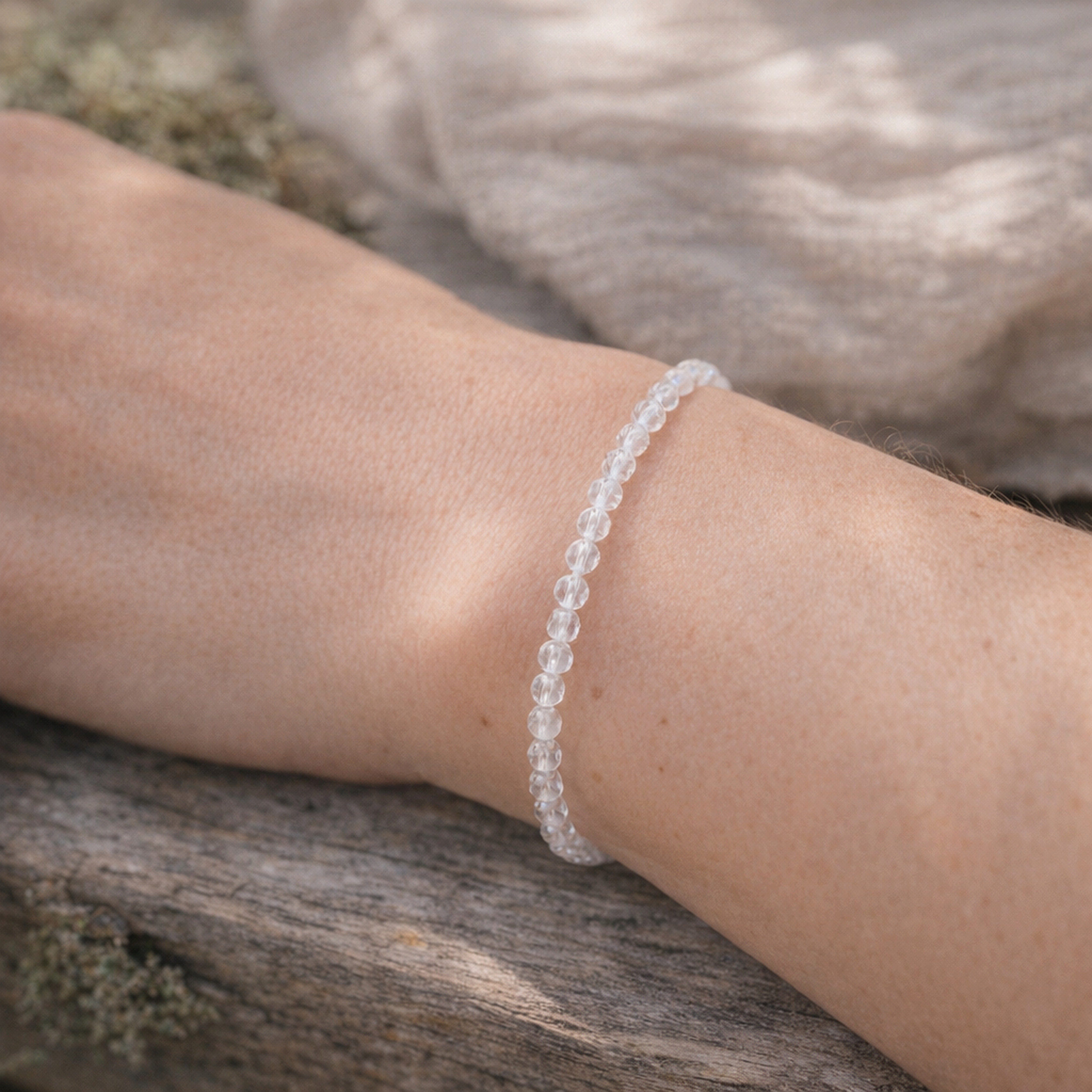 Lebensquelle Plus Armband Bergkristall, facettiertes Armband, 4 mm – Bild 2 von 5
