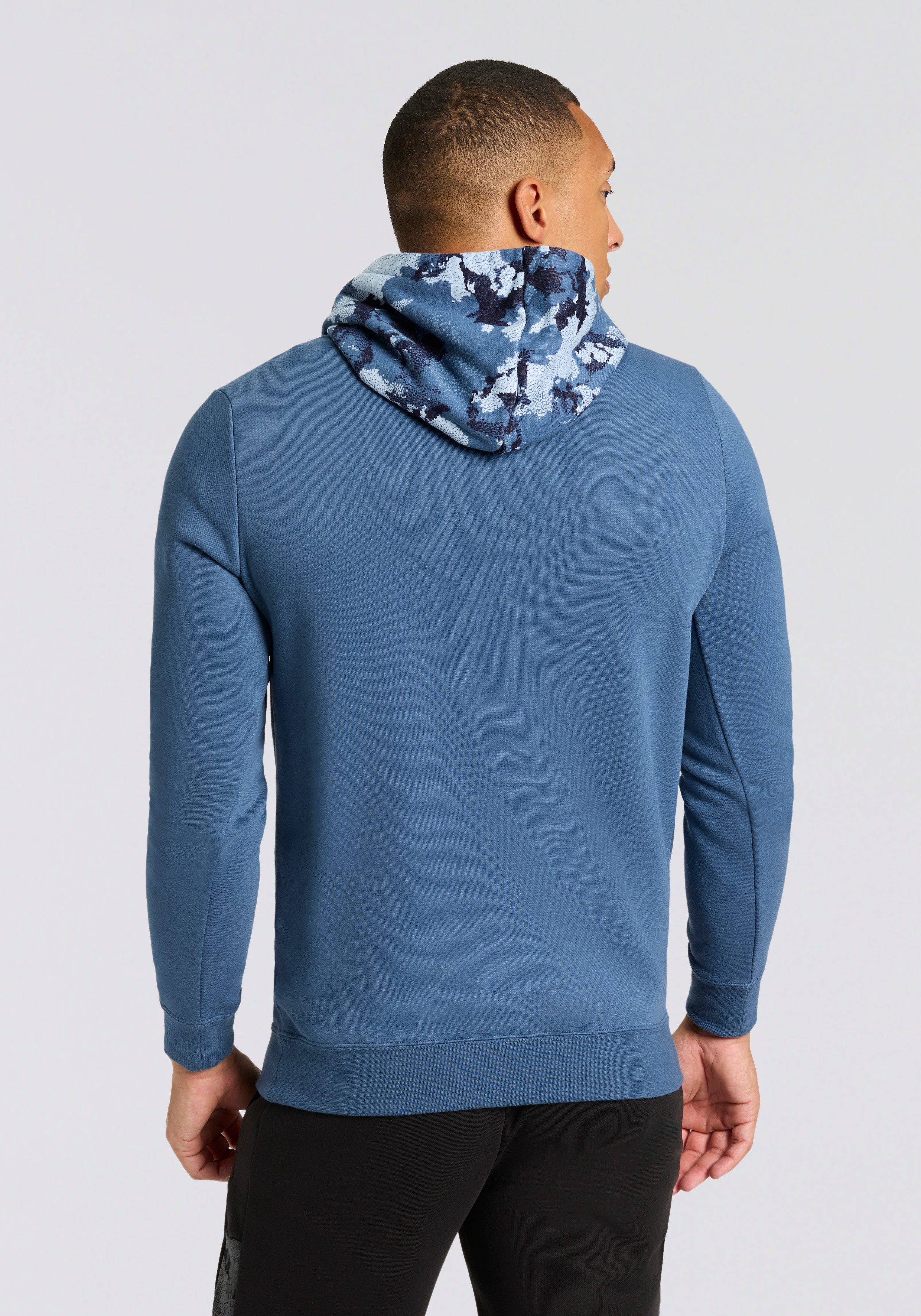 PUMA Kapuzensweatshirt ESS CAMO HOODIE FL günstig online kaufen