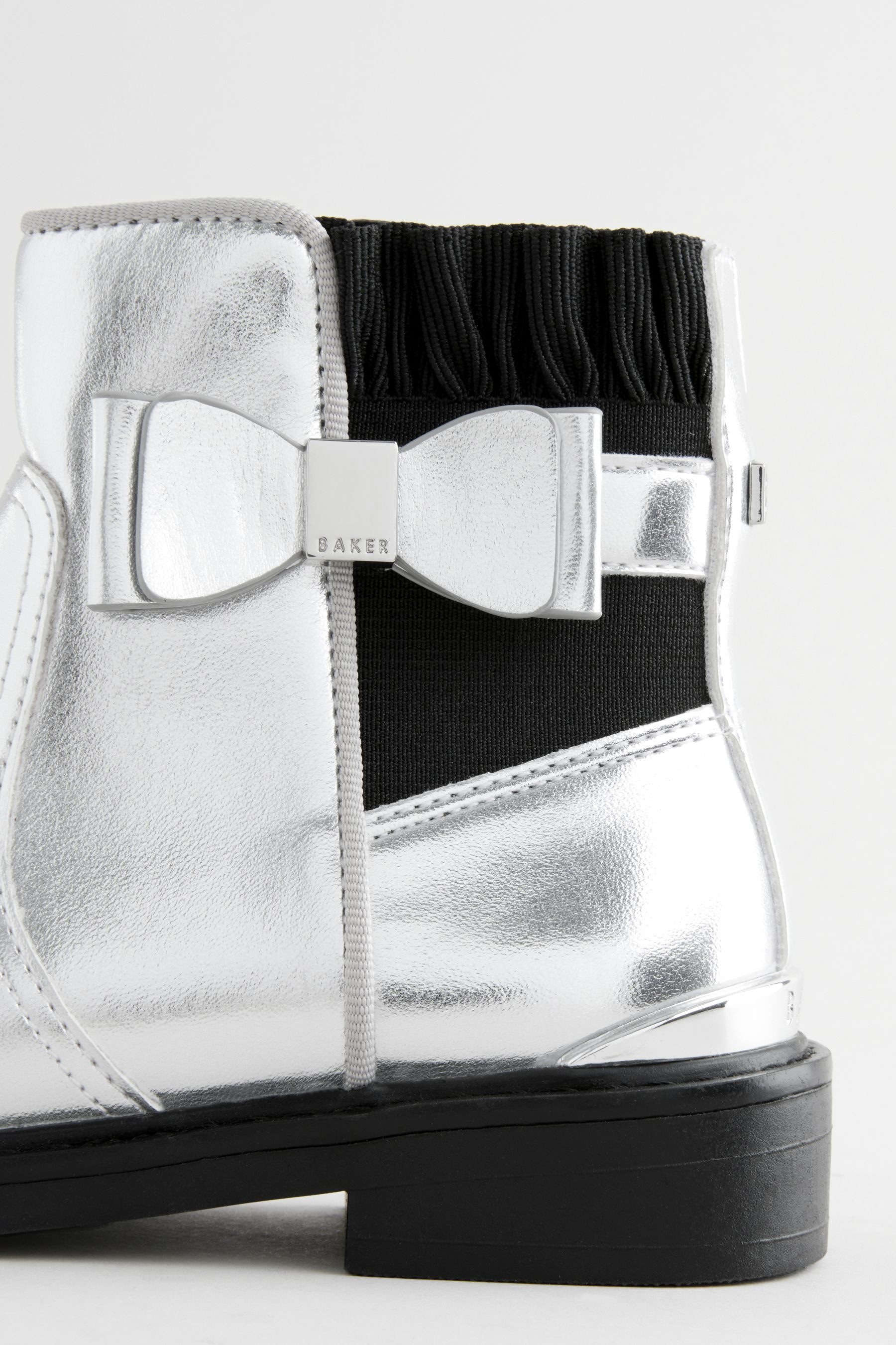 Baker by Ted Baker Baker by Ted Baker Chelsea-Stiefeletten, Schleife Chelseaboots (1-tlg)