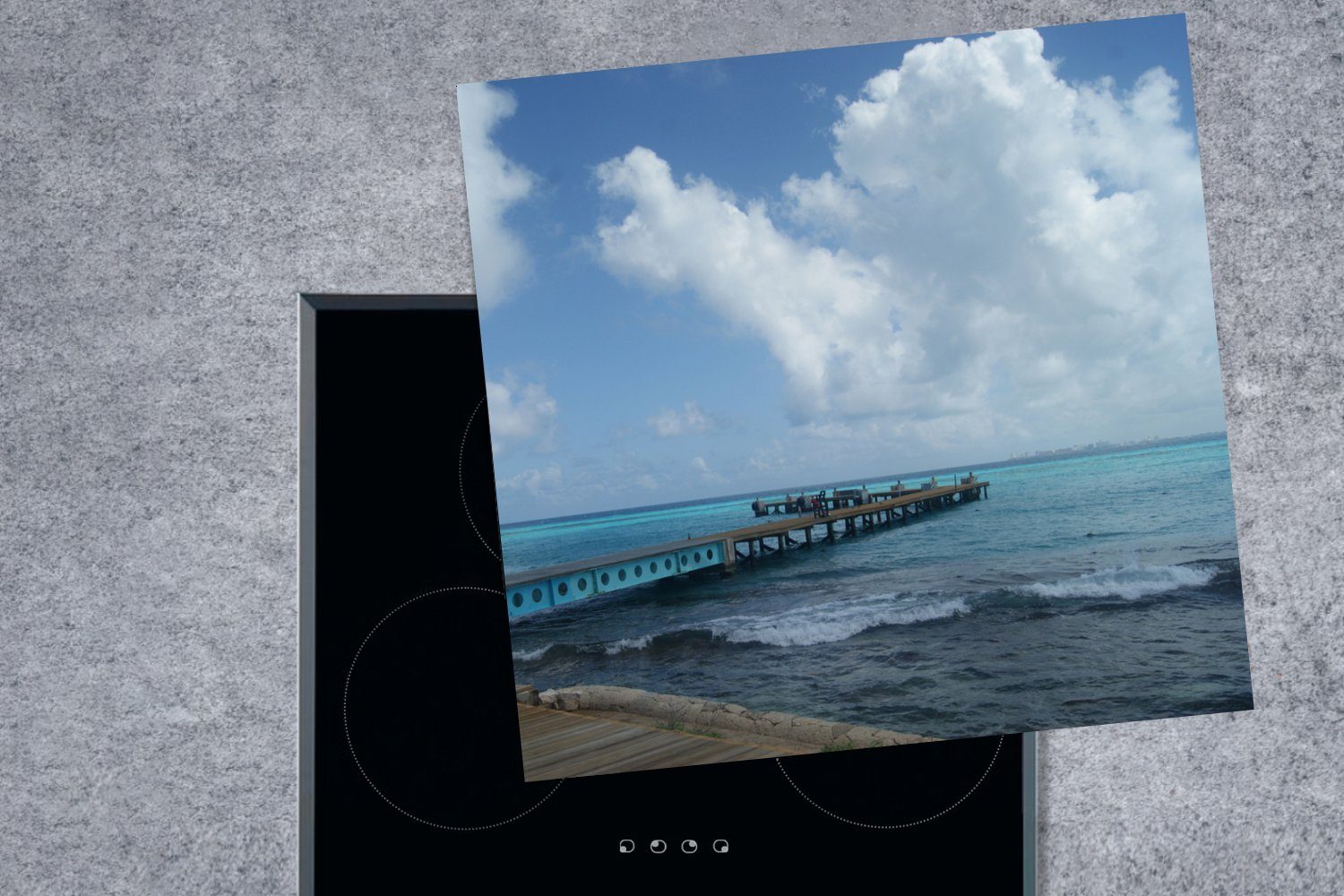 bei 78x78 Arbeitsplatte Isla im MuchoWow cm, Mujeres, Meer Karibischen küche Vinyl, tlg), Pier (1 Ceranfeldabdeckung, Herdblende-/Abdeckplatte für