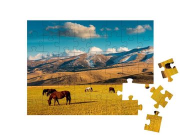puzzleYOU Puzzle Pferde auf einer Weide in Kasachstan, 48 Puzzleteile, puzzleYOU-Kollektionen Landschaft