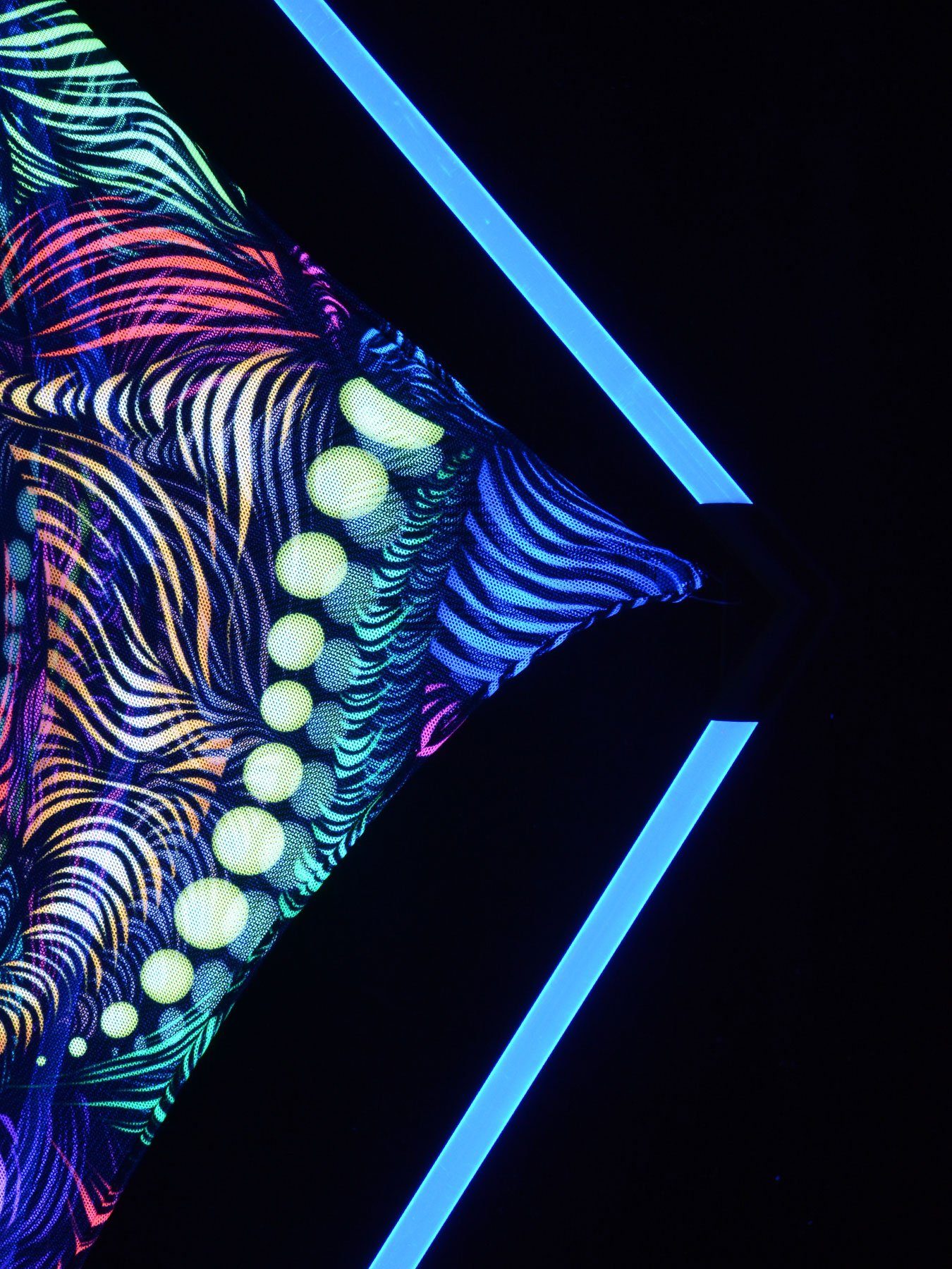 PSYWORK Wanddekoobjekt Schwarzlicht snap-2gether Dekoobjekt "Mesh Neon Magnetic UV-aktiv, Blue", unter leuchtet Field Blau Schwarzlicht