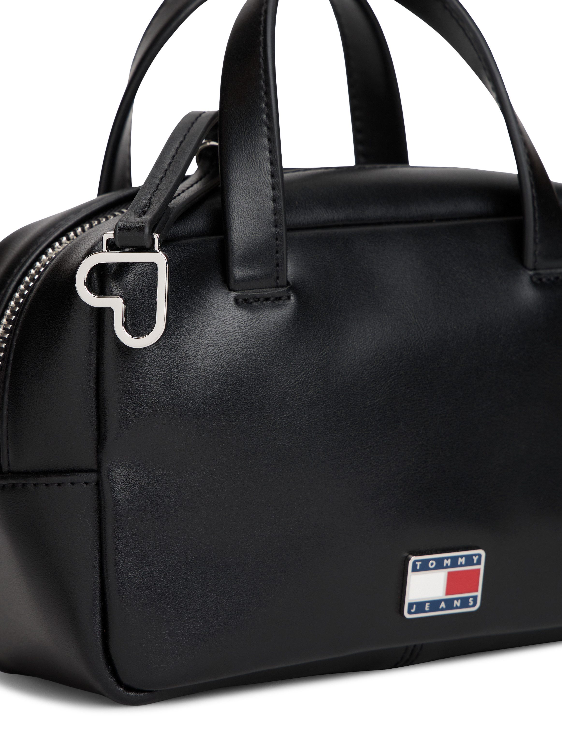 Tommy Jeans Umhängetasche TJW CITY TRUNK CROSSOVER (2-tlg., Abnehmbarer Herzenanhänger), Damen Tragetasche, Schultertasche mit Herzchen-Applikation