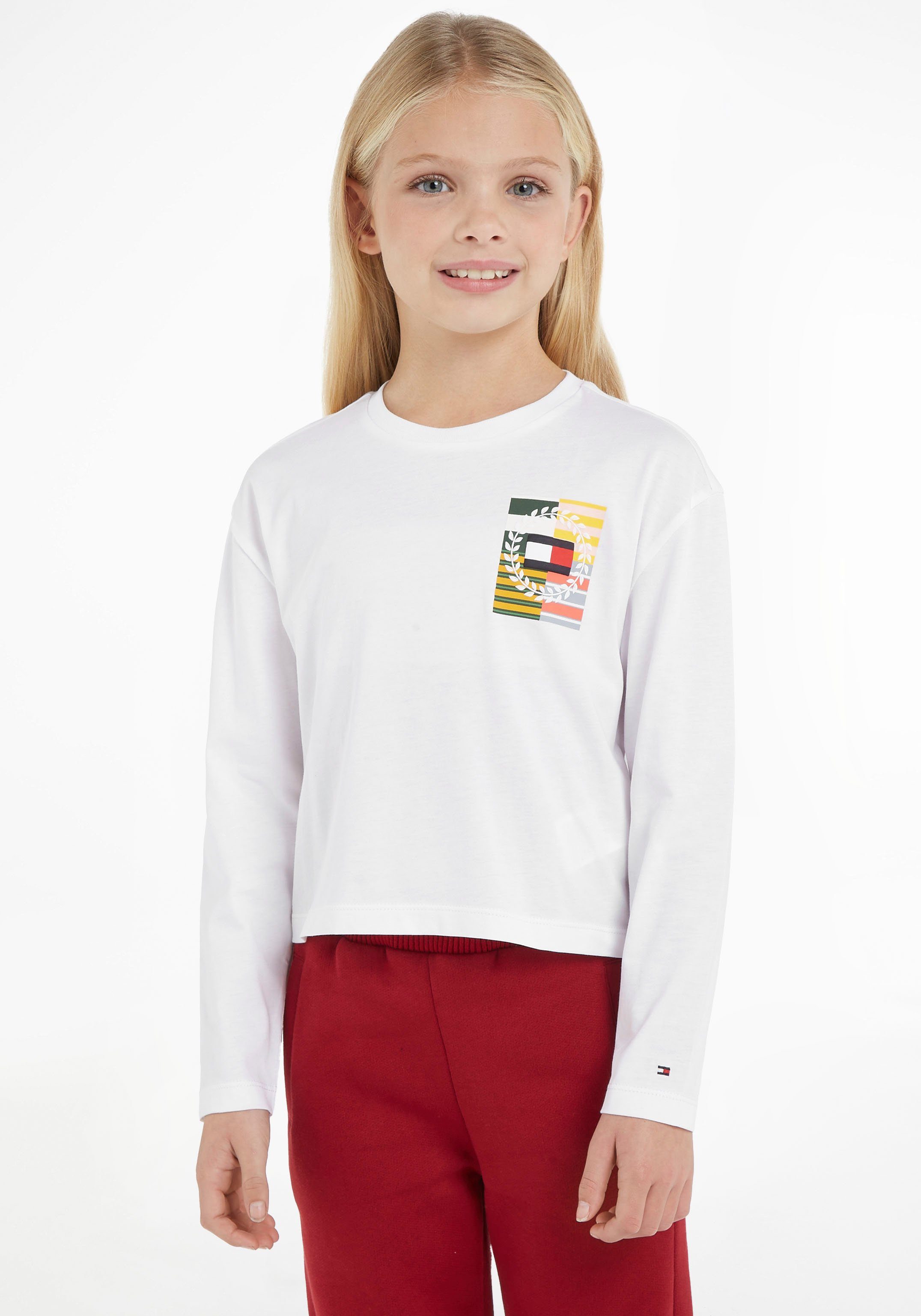 Tommy Hilfiger Langarmshirt MULTI ARTWORK TEE L/S mit großem Print auf dem Rücken & kleinem auf der Brust