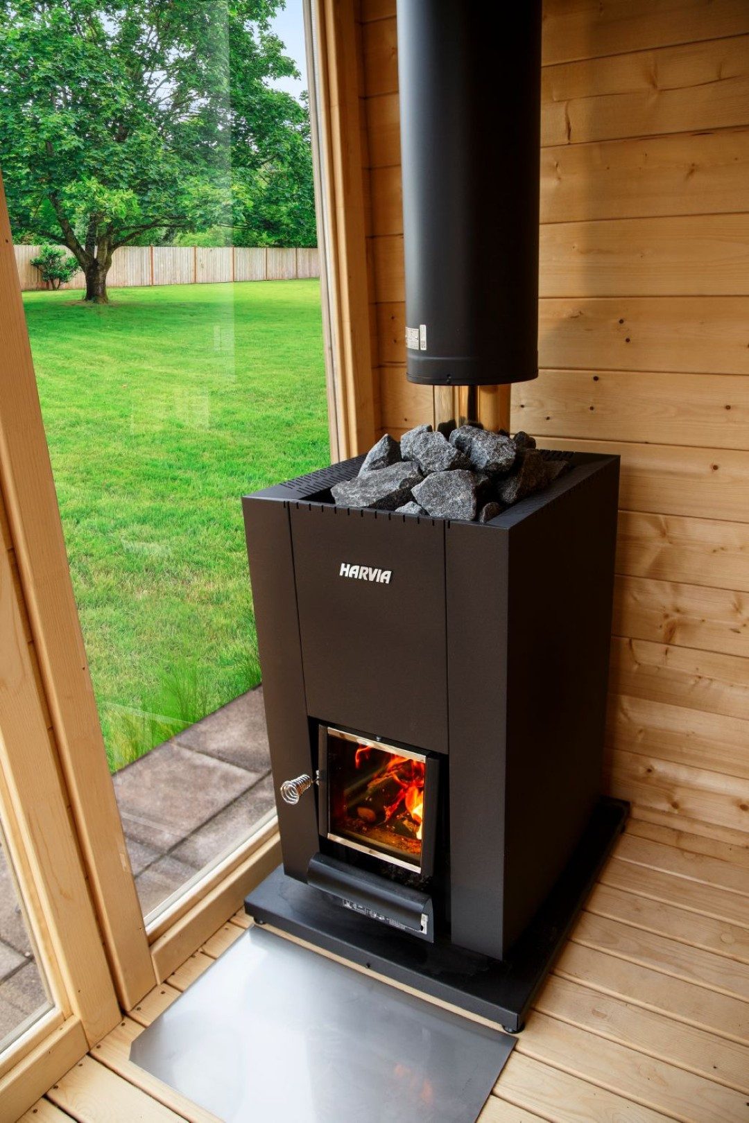 HARVIA Saunaofen Harvia Holzofen Linear 18 Compact, 14,3 kW, manuell, Holzbefeuerung, schnelle Aufheizung, sichtbares Feuer durch Glastür