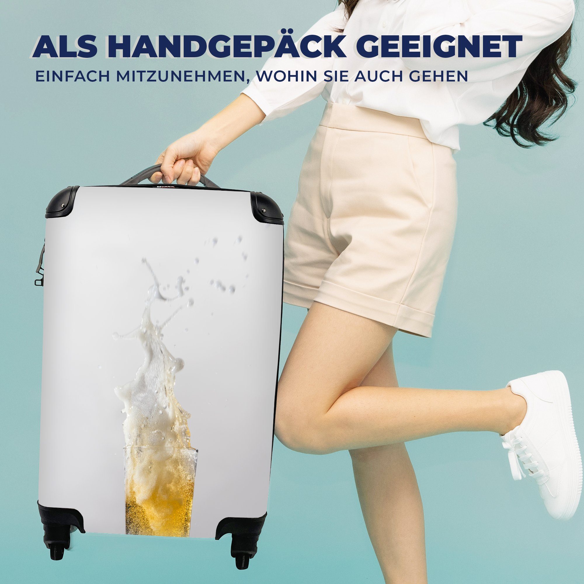 Ferien, Rollen, mit Bier Spritzendes MuchoWow Reisekoffer für Trolley, Handgepäckkoffer rollen, weißem Hintergrund, auf 4 Handgepäck Reisetasche