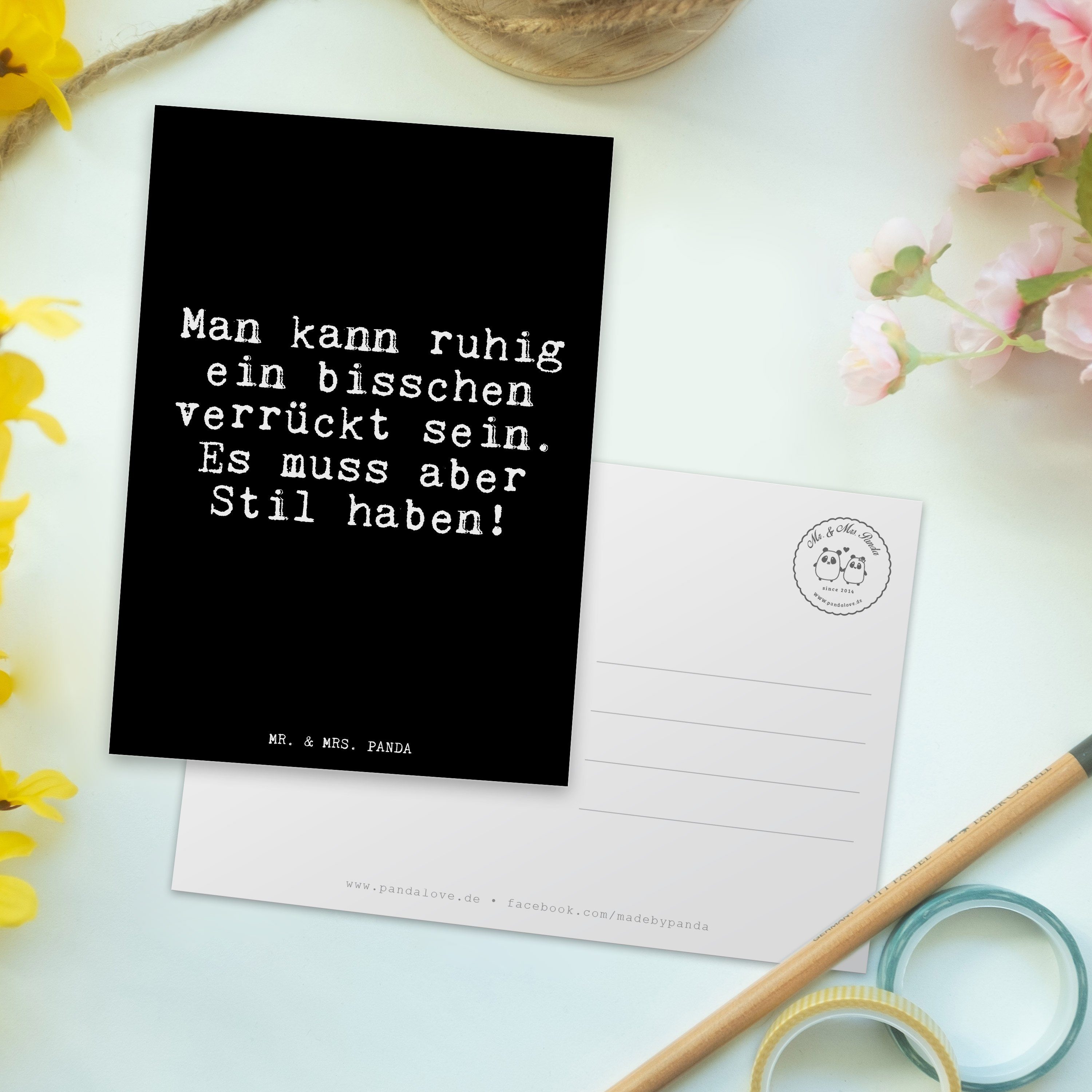 Panda Mrs. kann ruhig - - Man Einladung, Geschenk, Mr. & Schwarz Postkarte Weishe ein... Spruch,