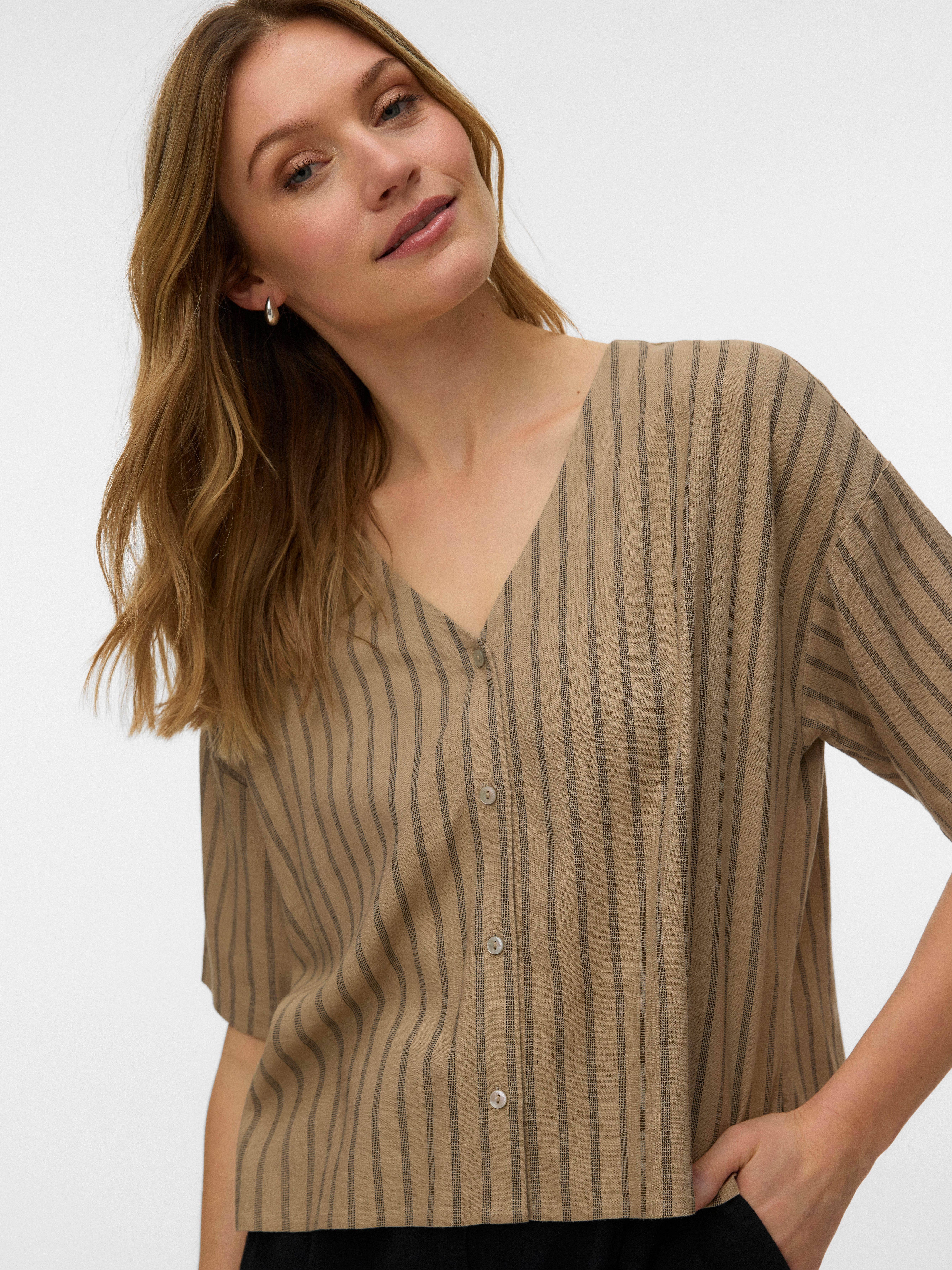 Vero Moda Kurzarmbluse VMROSIE 2/4 V-NECK SHIRT NOOS Viskosemischung. mit Leinen, Kurzarm