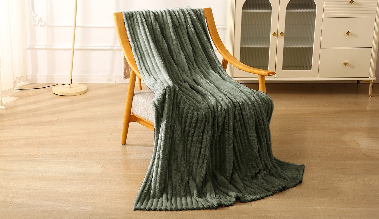 Wohndecke Millara, OTTO home, Kuscheldecke in Cord-Optik, 150x200 cm, Wohndecke, Sofadecke