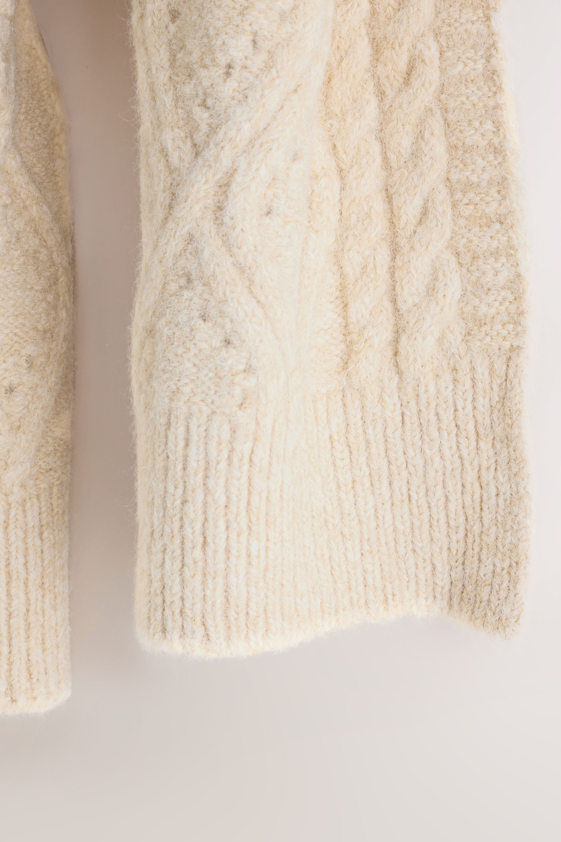 Next Schal Gemütlicher Strickschal mit Zopfmuster, (1-St) günstig online kaufen