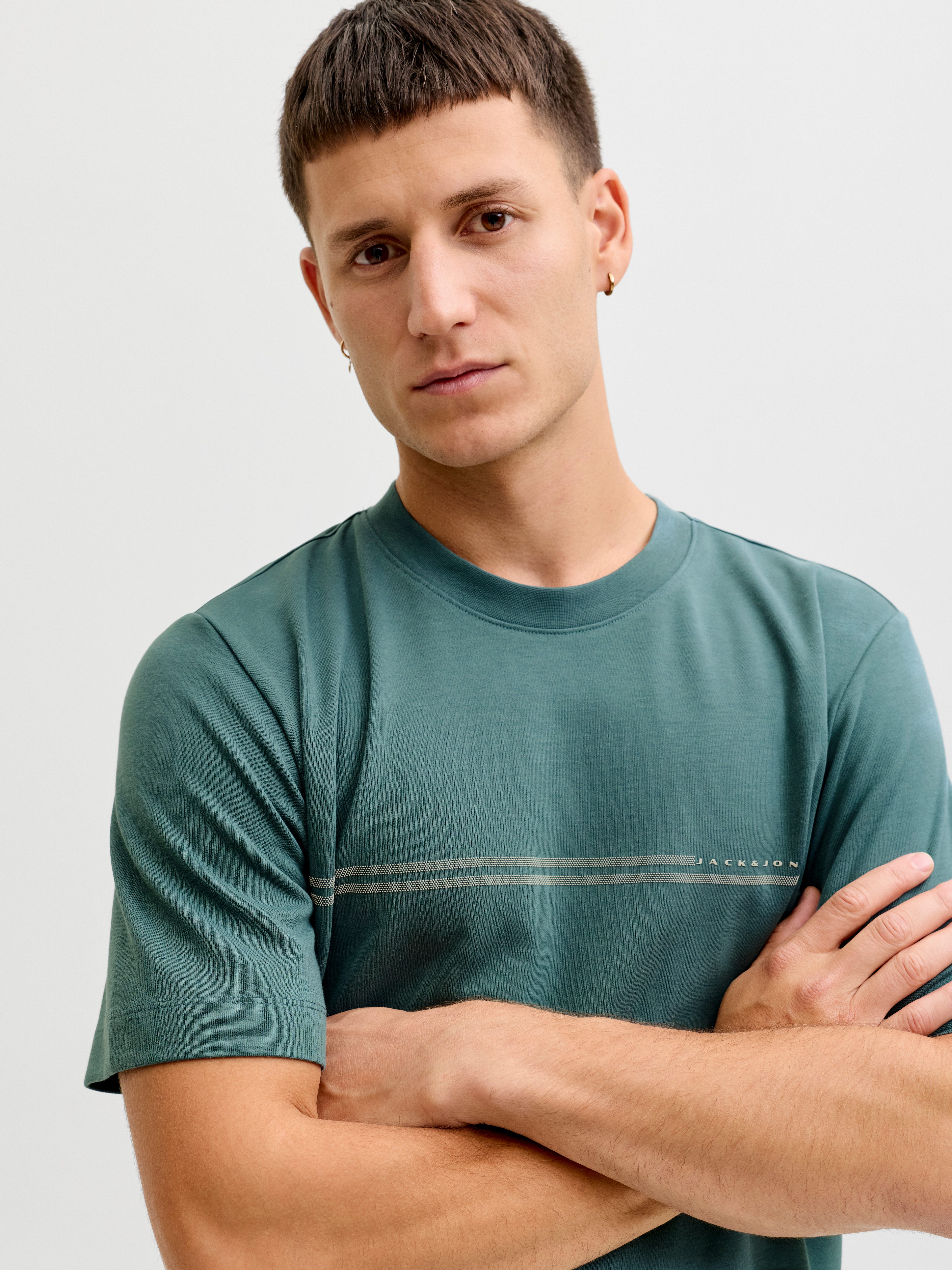 Jack & Jones Kurzarmshirt JCOFUSION CHEST BRAND TEE SS CREW SN Materialmix, günstig online kaufen