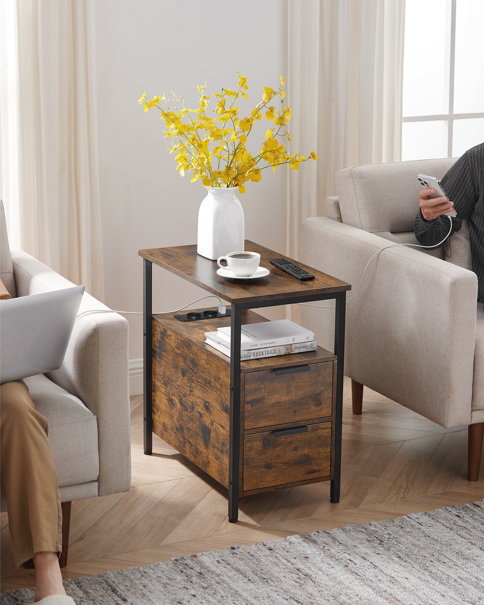 VASAGLE Beistelltisch (1-St), Nachttisch mit Steckdosenleiste, 2 Schubladen günstig online kaufen