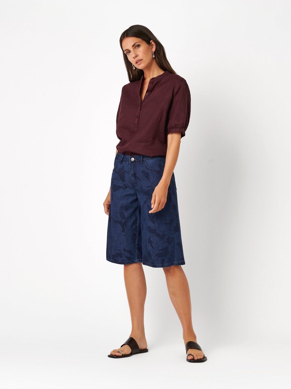 TONI Jeansbermudas Liv Bermuda mit floralem Print