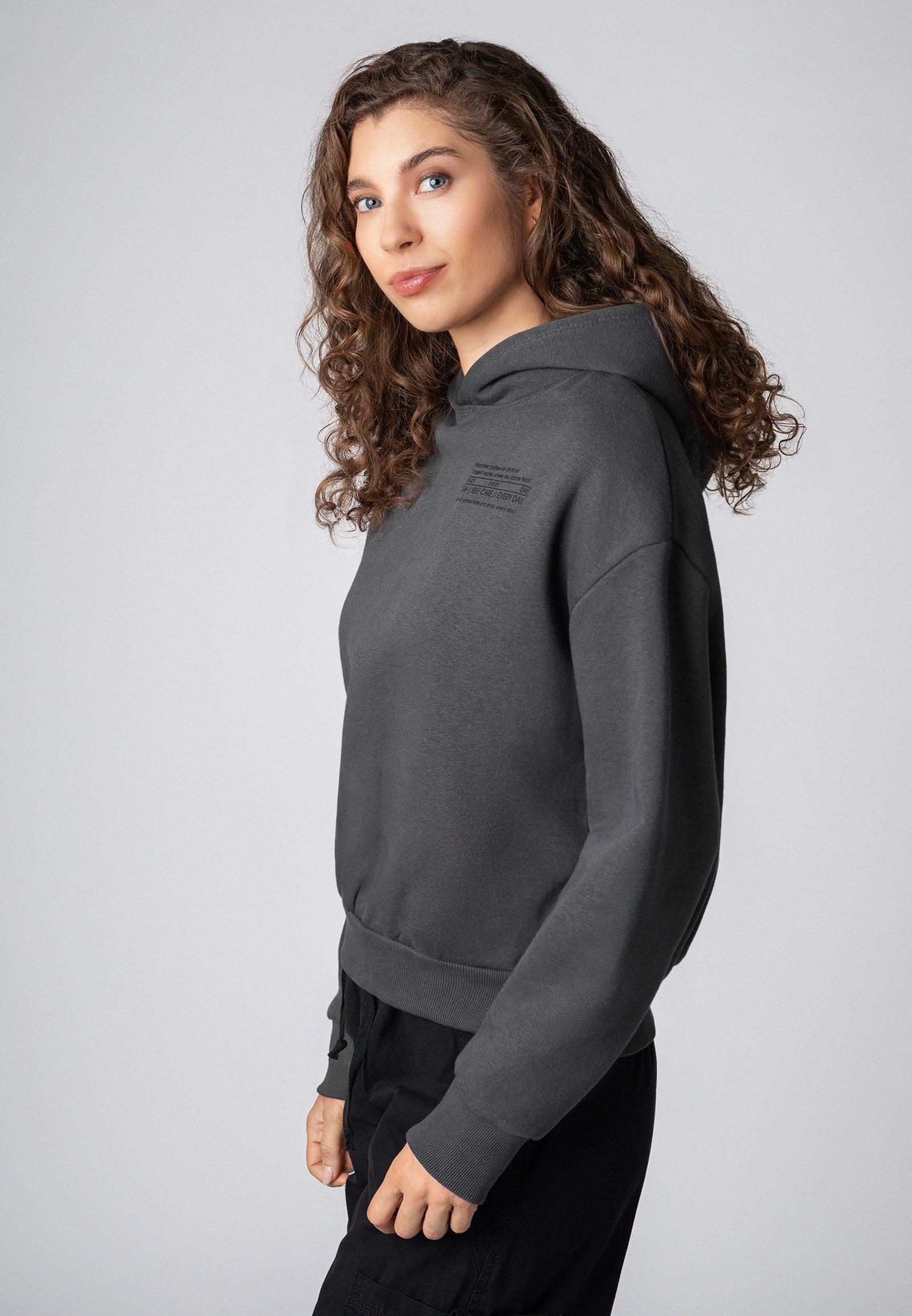 SUBLEVEL Kapuzenpullover Hoodie Mini-Print Sweater, Kapuzensweatshirt mit seitl. Eingrifftaschen