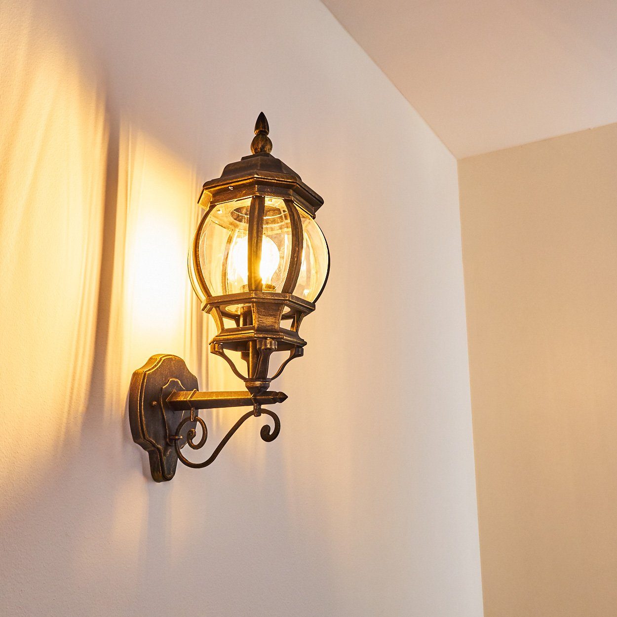 hofstein Außen-Wandleuchte »Meyen« Außenwandlampe, Aluguss in Braun/Gold m. Kunststoff-Scheiben, ohne Leuchtmittel, m. E27, Außenleuchte