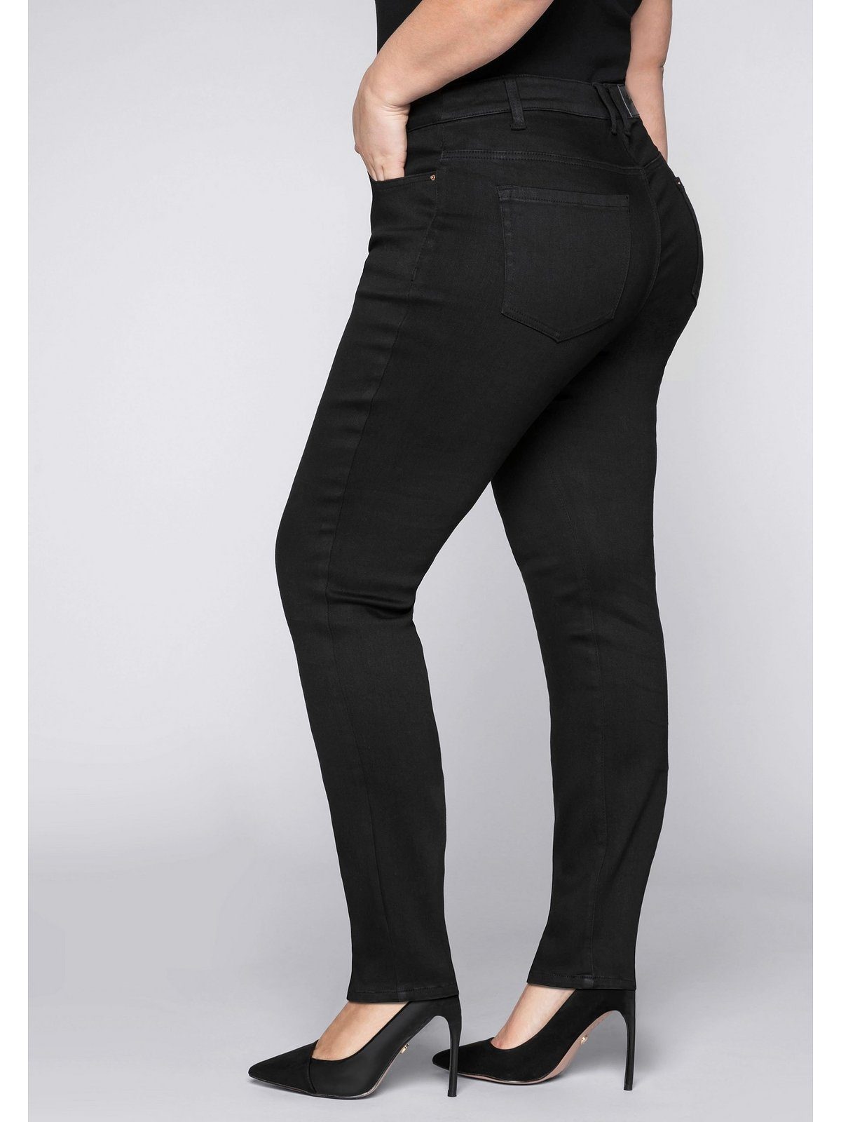 Sheego Stretch-Jeans Große Bodyforming-Effekt Denim black Skinny Größen mit
