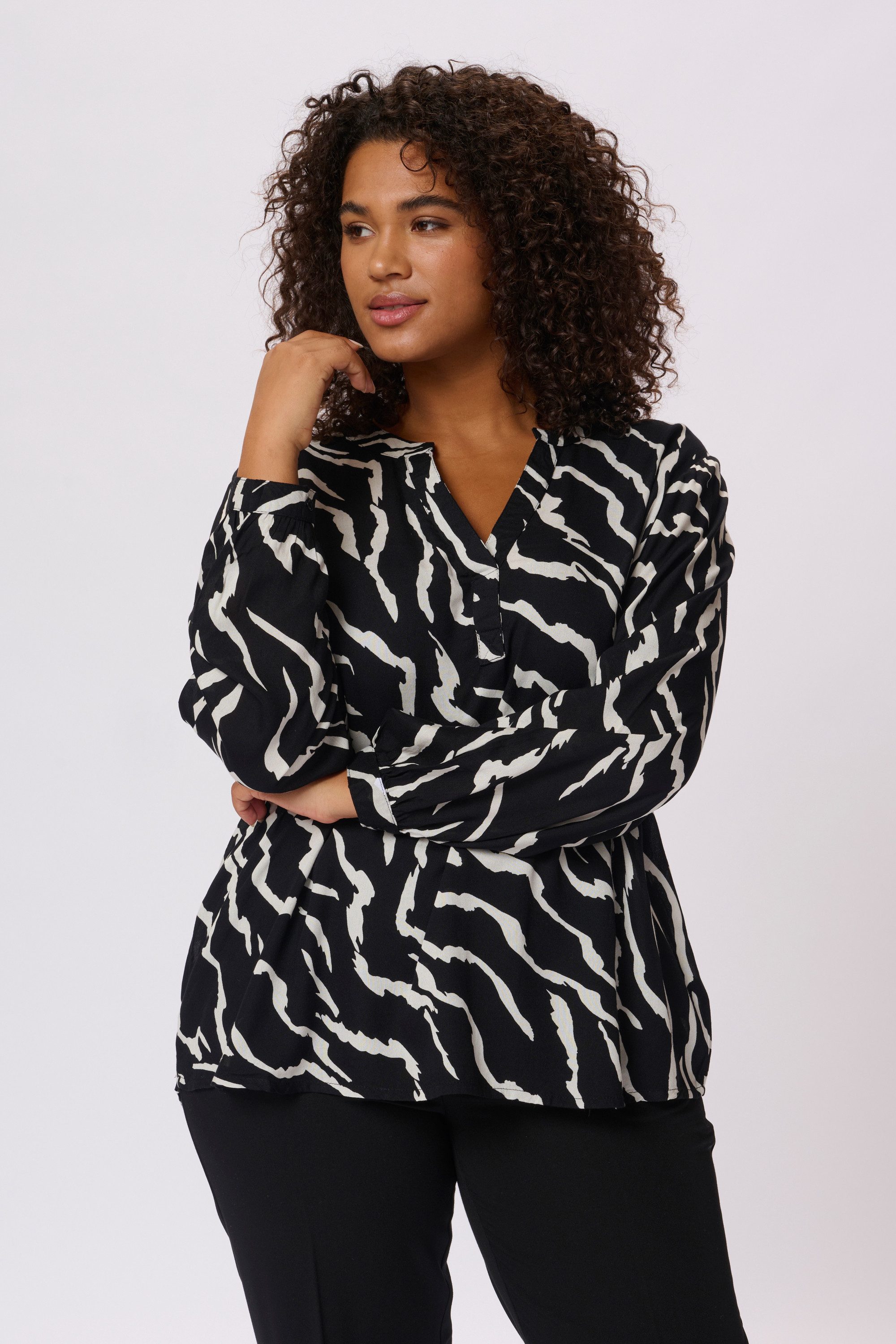 KAFFE Curve Langarmbluse Langarm-Bluse KCmirta Große Größen