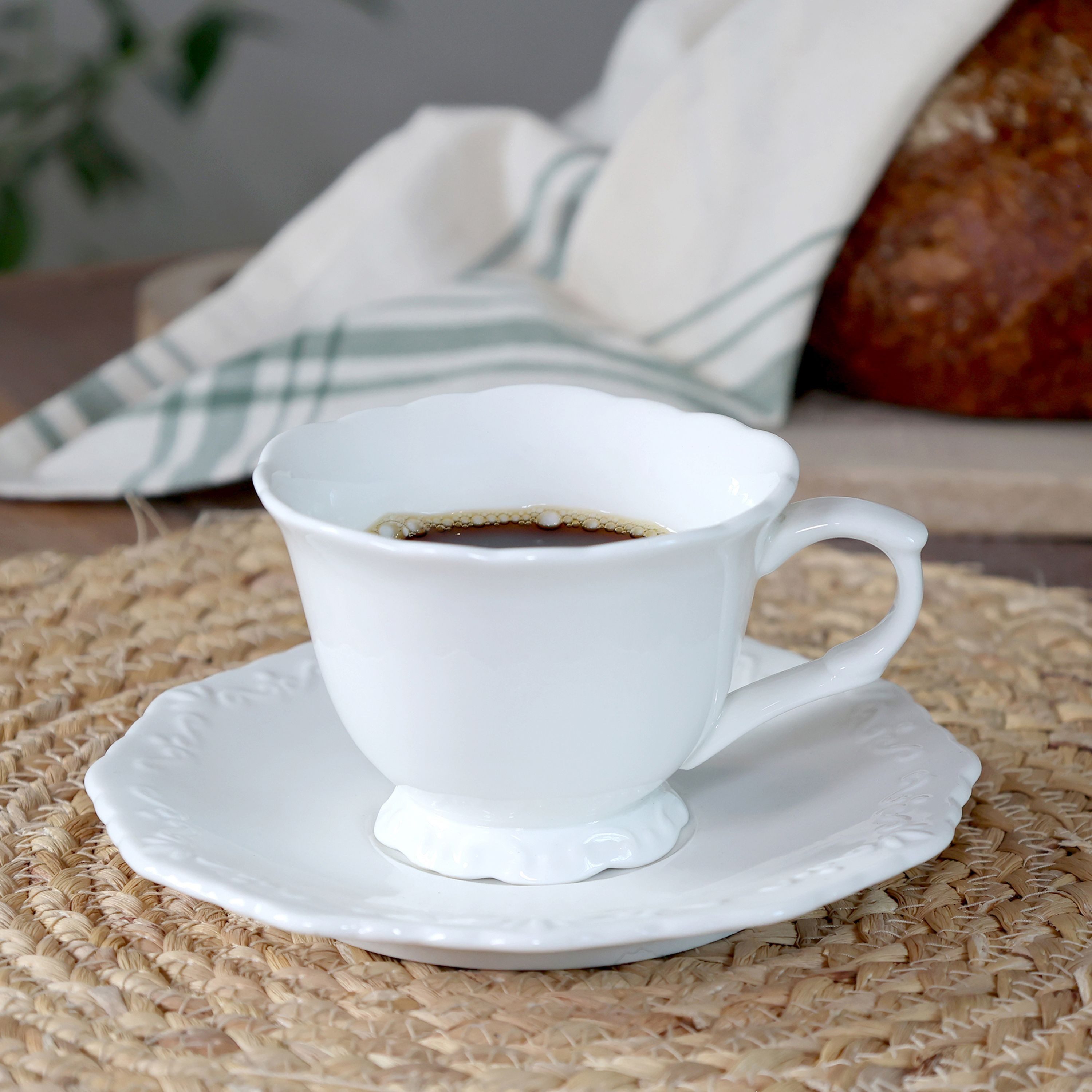 Chic Antique Tasse Chic Antique Tasse Kaffeetasse mit Unterteller Provence Porzellan, Porzellan