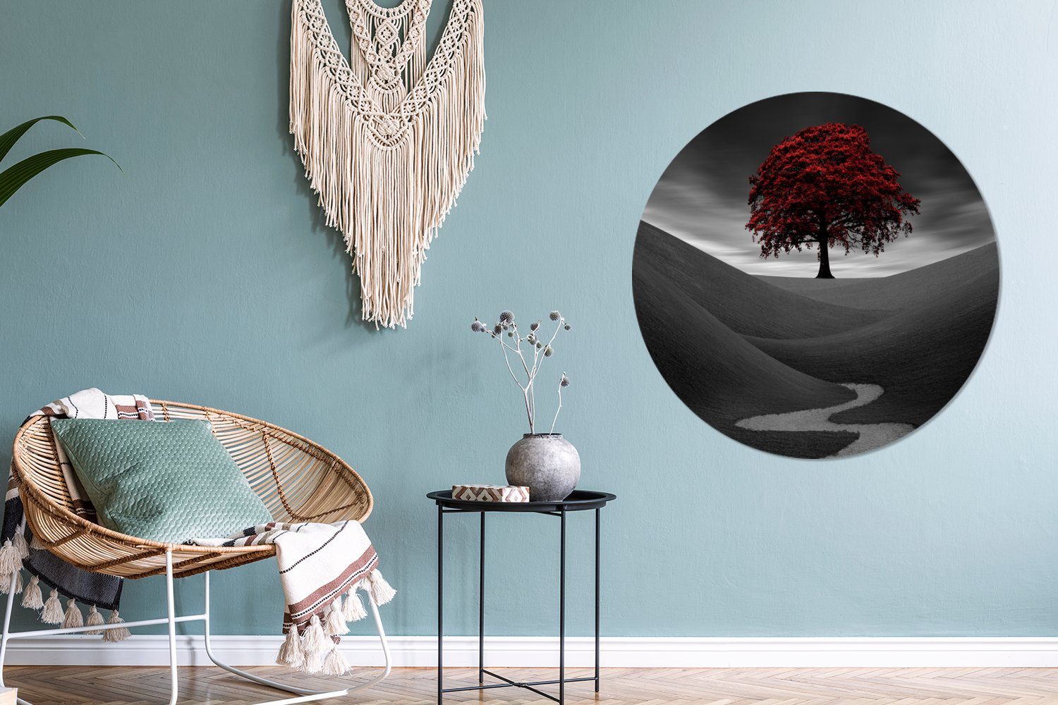 Wandkreis, 90x90 einem cm MuchoWow wandbild mit roten für Gemälde Baum, Wandschmuck, Schwarz-Weiß-Foto (1 Rundes St), Wohnzimmer,