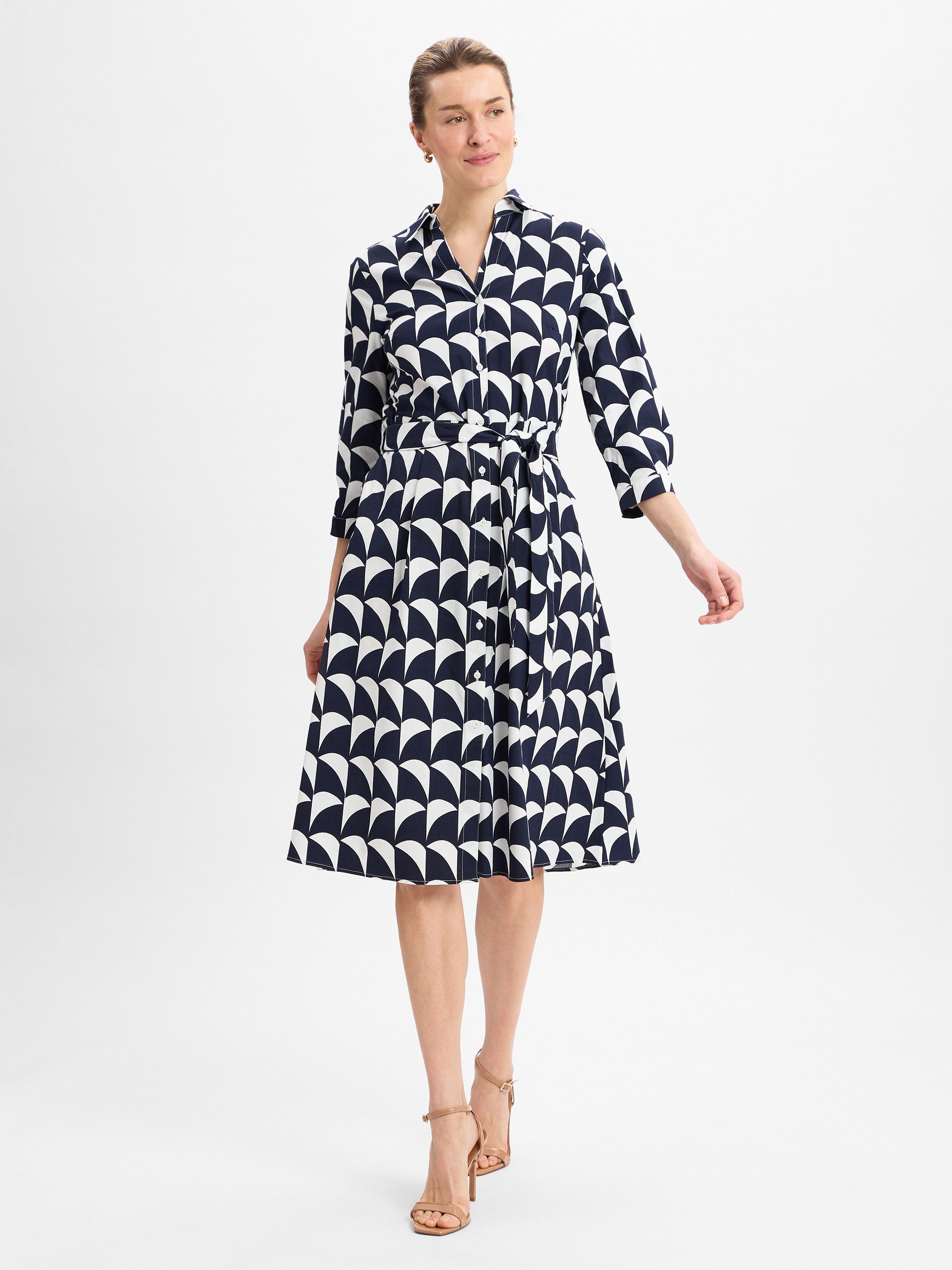 Blusenkleid