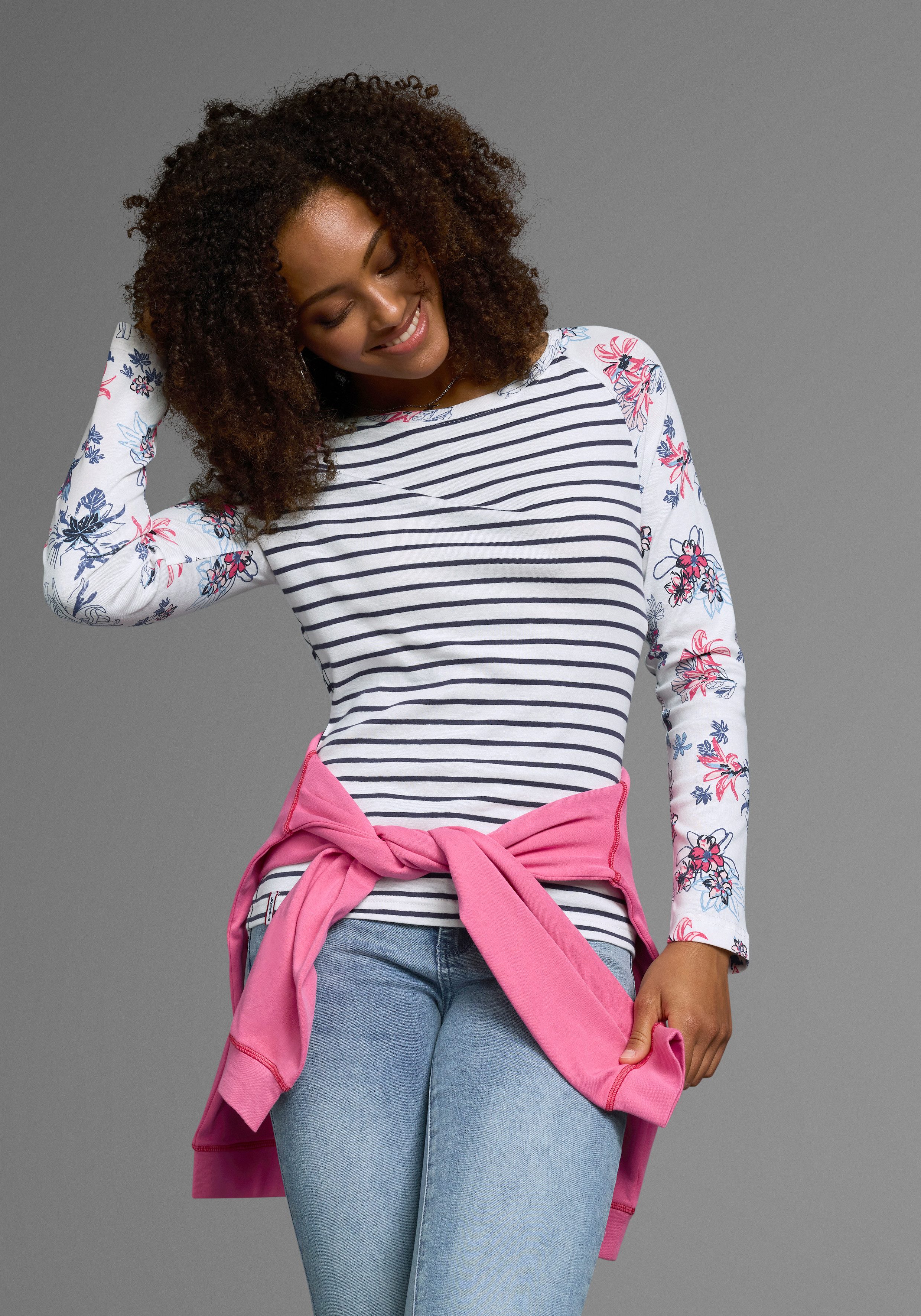 KangaROOS Langarmshirt Langarm, sehr figurbetont, aus Baumwolle günstig online kaufen