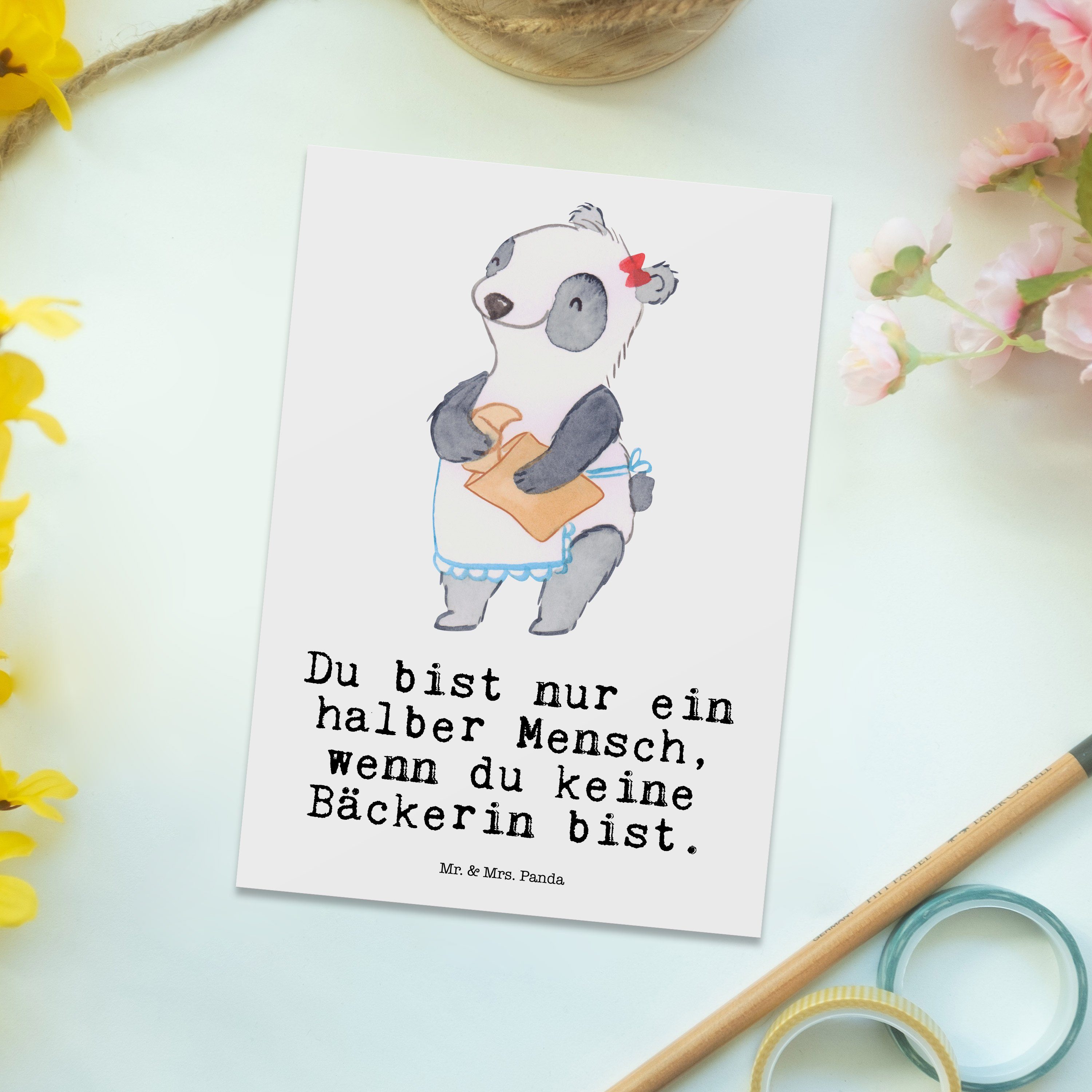 - Ansichtskarte, Postkarte Mrs. - Mr. & Geschenk, Brotmanufaktur, mit Herz Bäckerin Weiß S Panda