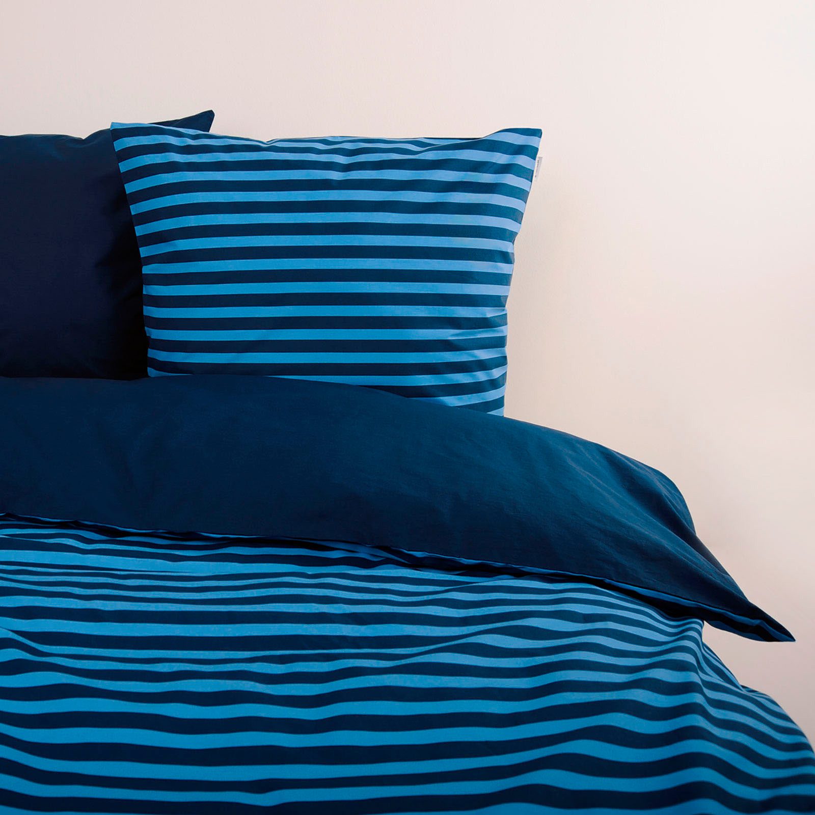 TOM TAILOR HOME Bettwäsche MEDIUM STRIPES in Gr. 135x200cm, 155x220cm oder 200x220cm, Renforcé, 2 teilig, new bedroom, mit farbigem Markenreißverschluss – Bild 4 von 5