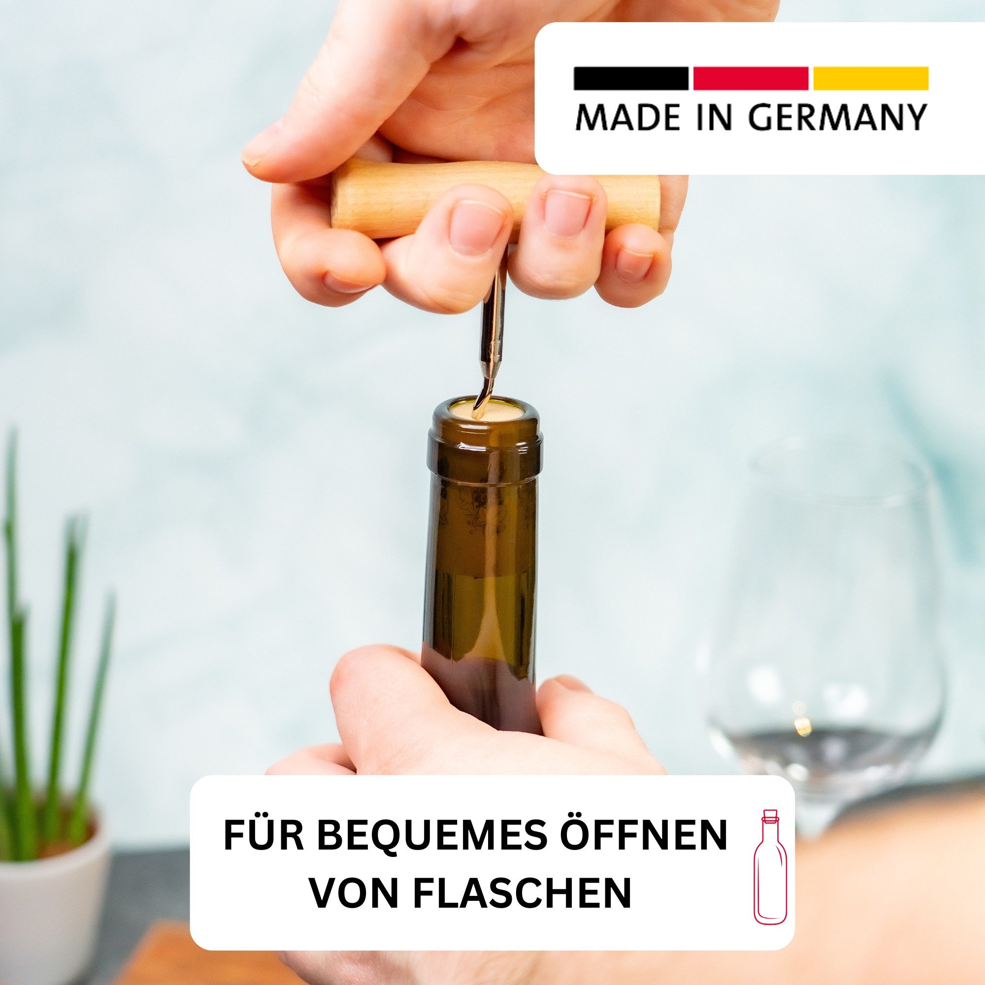 WESTMARK Korkenzieher Wendel mit Seele, Länge: 10,4 cm, Holz/Stahl, Woody, Hellbraun/Silber, müheloses Entkorken, einfaches Eindrehen, Made in Germany