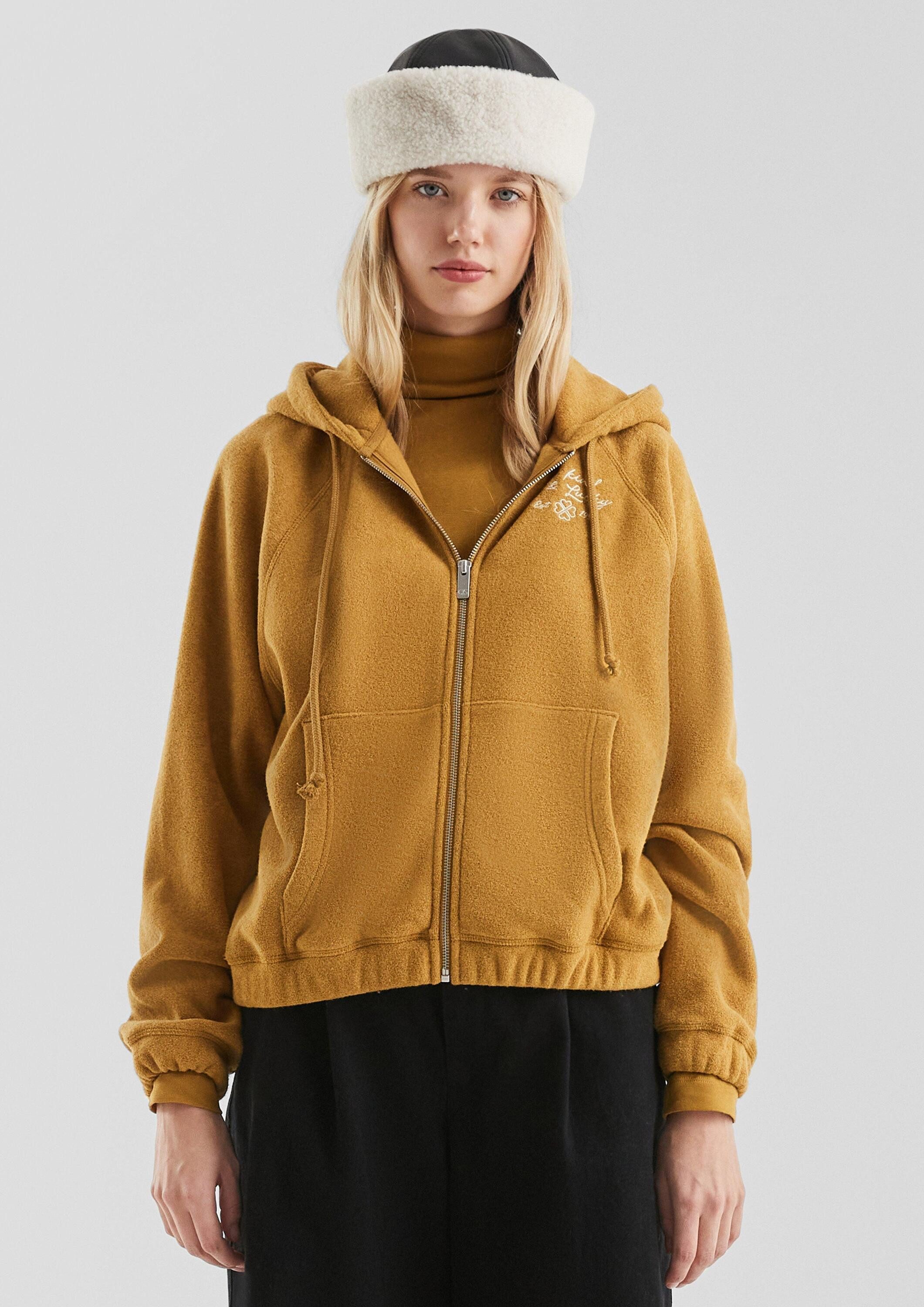 QS Sweatjacke Sweatshirt Flauschige Teddy Fleece Hoodie Jacke mit Stickerei günstig online kaufen