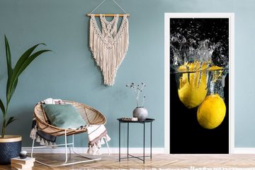 MuchoWow Türtapete Zitrone - Frucht - Stilleben - Wasser - Gelb, Matt, bedruckt, (1 St), Fototapete für Tür, Türaufkleber, 75x205 cm