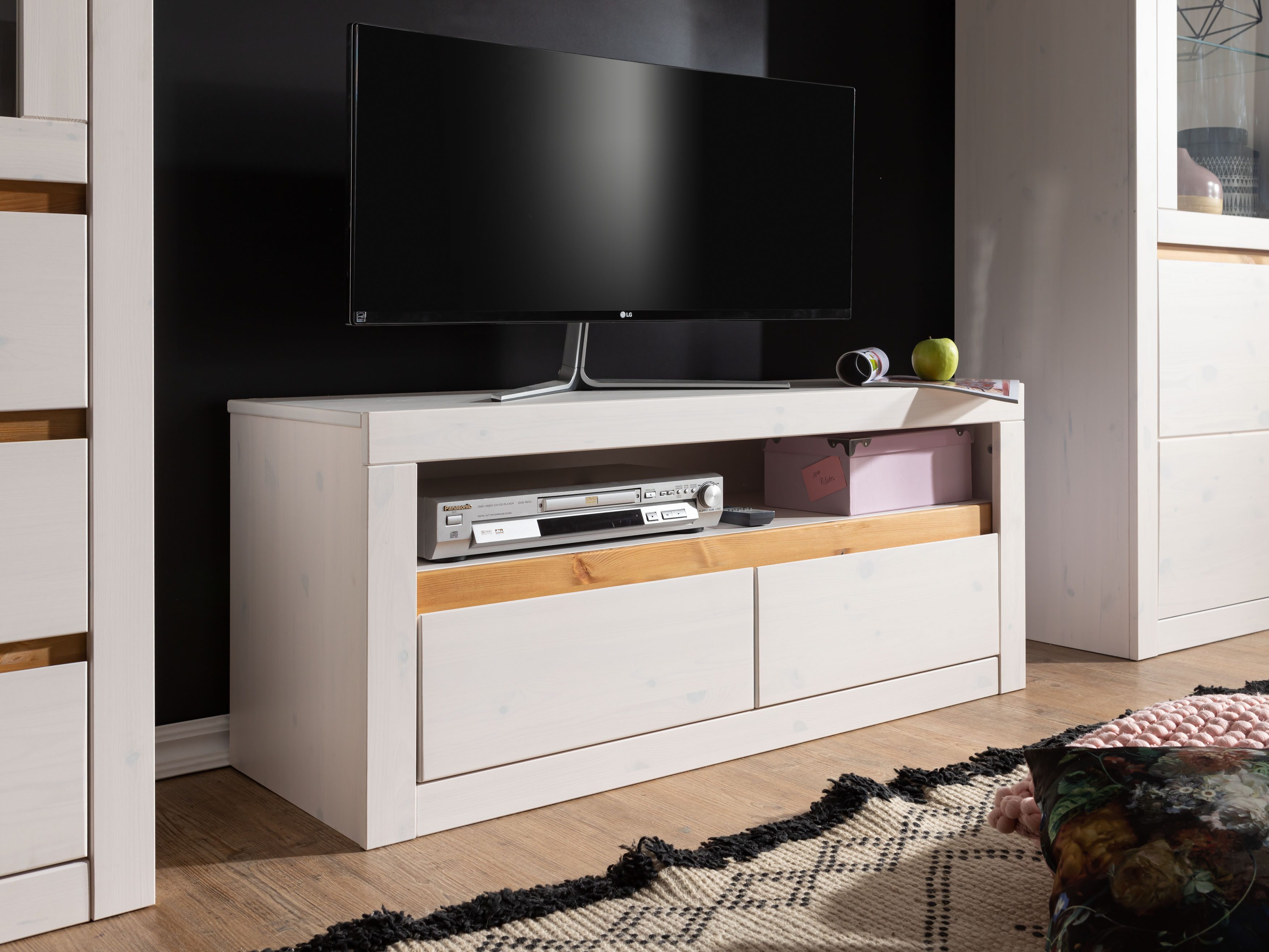 Woodroom Lowboard Weimar (Kiefer massiv weiß gewachst, mit 2 Schubladen), Fernsehschrank, Lowboard, TV-Board, Wohnzimmerschrank