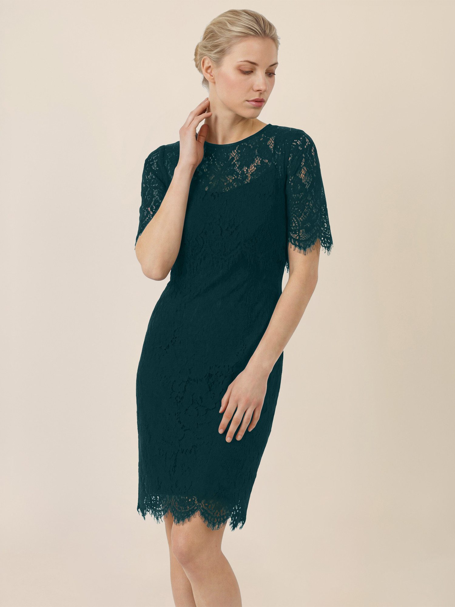 Apart Spitzenkleid Zweiteiliges Spitzenensemble aus Kleid und Bolero