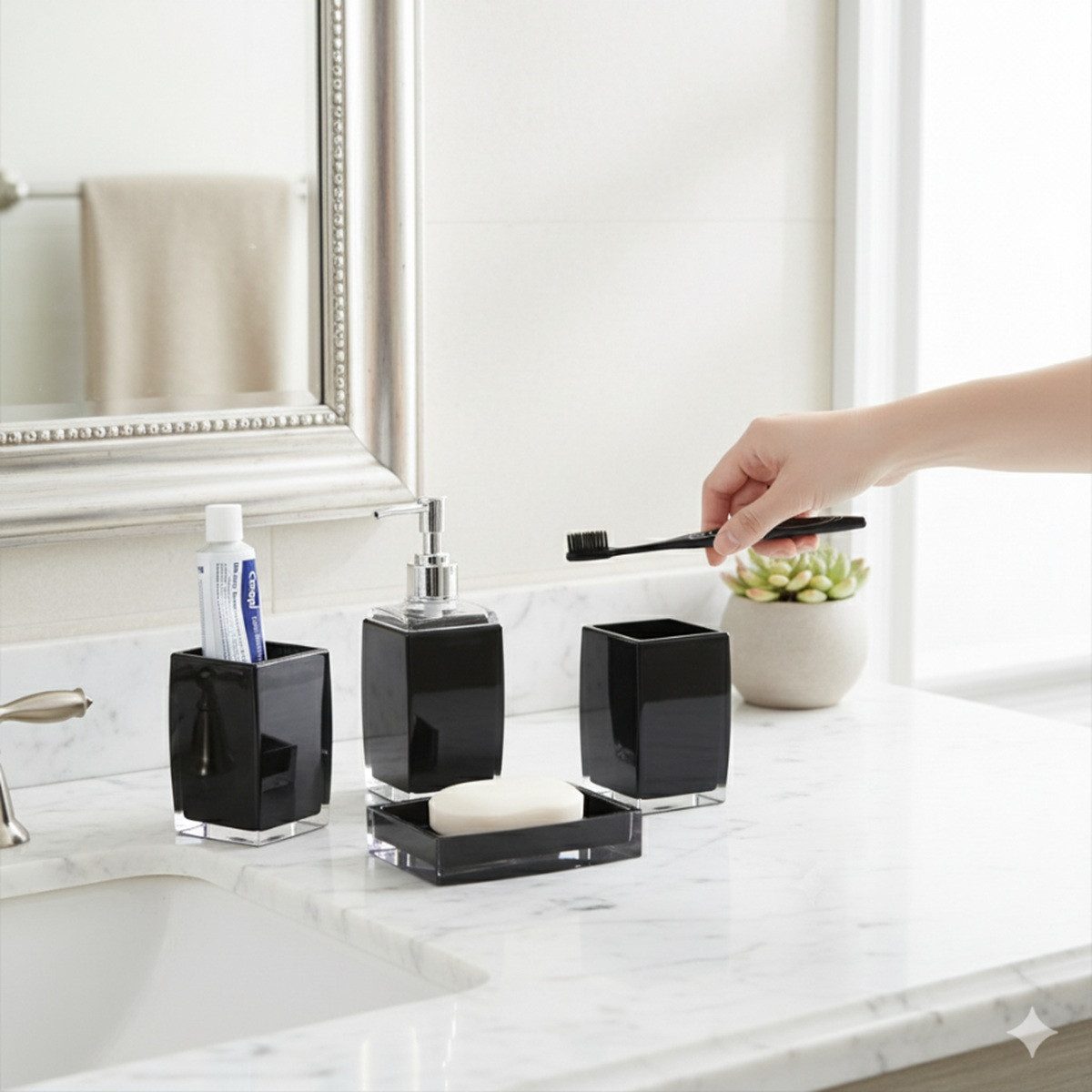 Cheffinger Badaccessoire-Set 4-teilig, Seifenspender, Zahnbürstenhalter, Sc günstig online kaufen