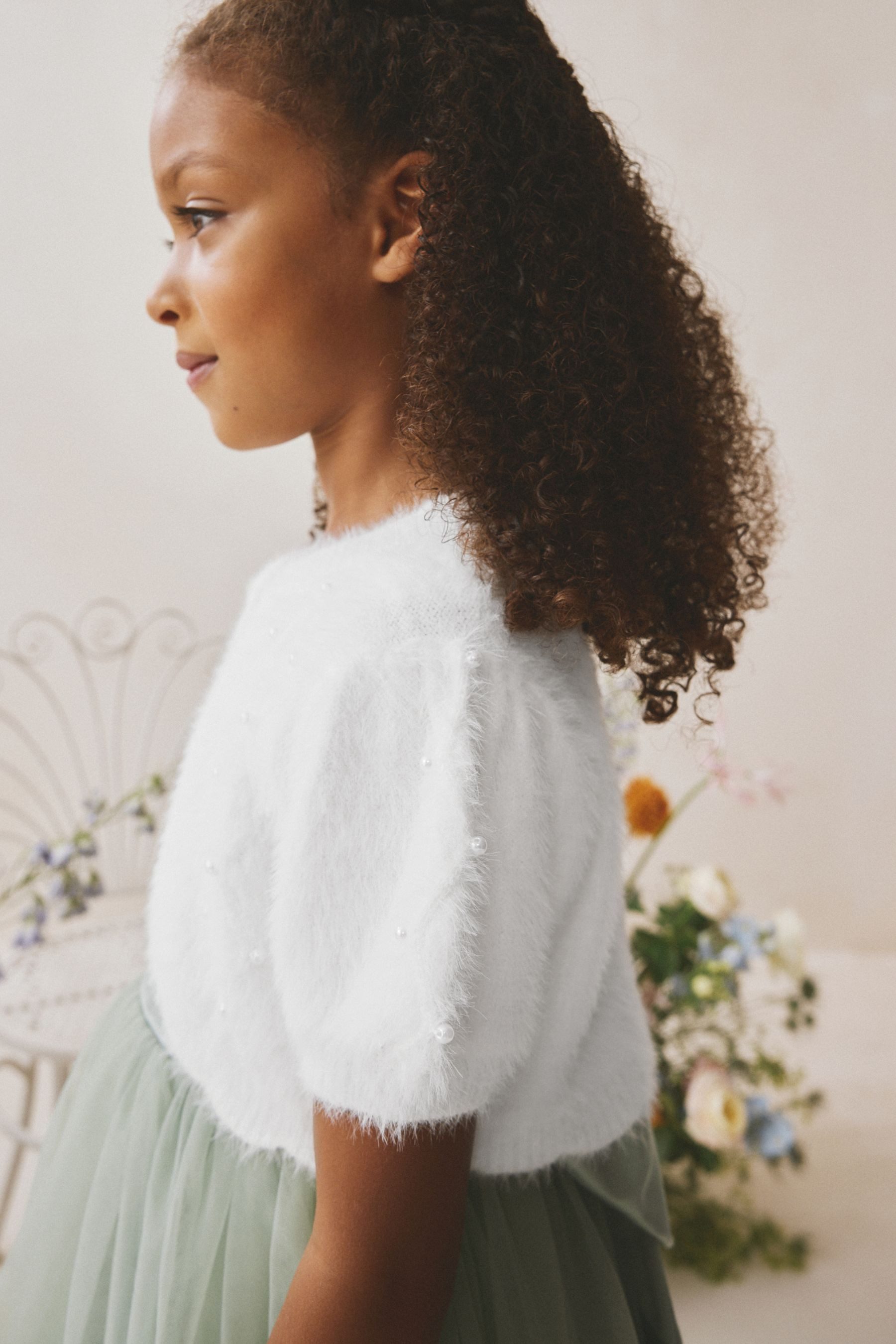 Next Strickjacke Flauschiger Perlen-Bolero für besondere Anlässe (1-tlg)