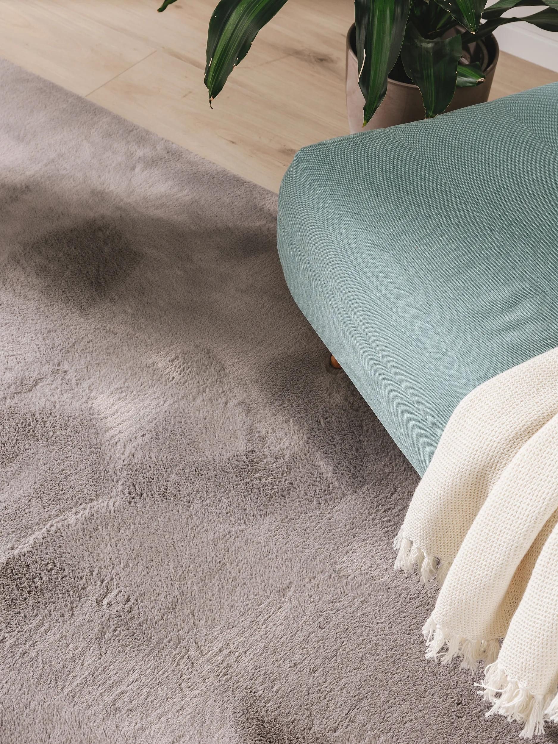 benuta Fellteppich Furry, rechteckig, Höhe: 11 mm, Teppich Wohnzimmer, Esszimmer, Schlafzimmer, Flur, Weich, Rutschfest