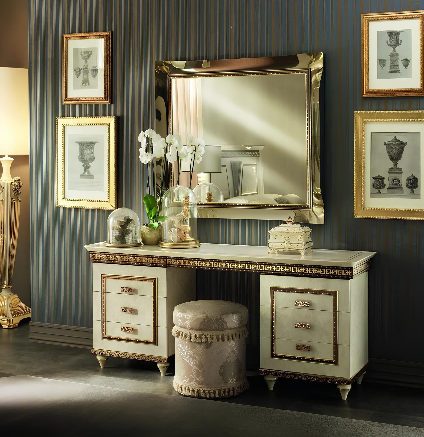 Xlmoebel Wandspiegel Klassischer Spiegel mit Echt Holz Rahmen im Barockstil (1-St), Made in Europa