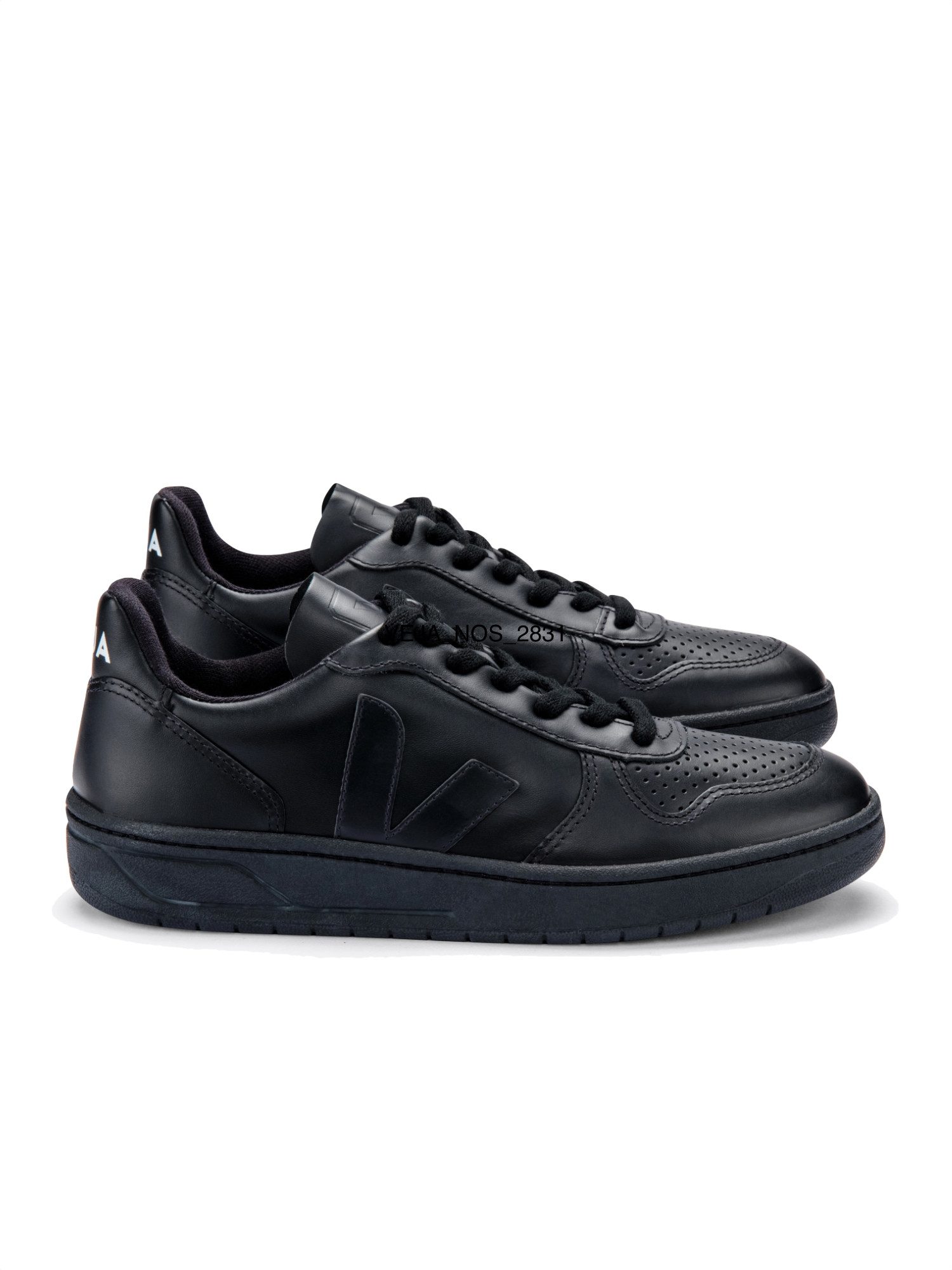 VEJA V10 CWL Sneaker