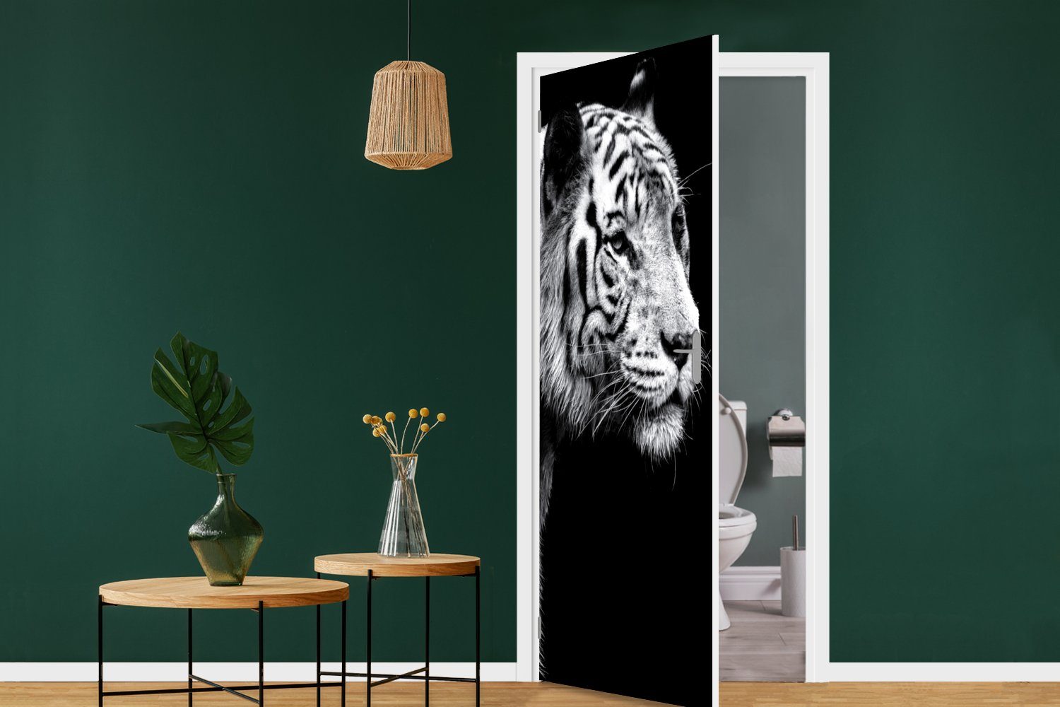 weiß, schwarz in Fototapete Türaufkleber, Tiger Tür, (1 Türtapete bedruckt, St), Matt, für 75x205 cm und MuchoWow Tierprofil