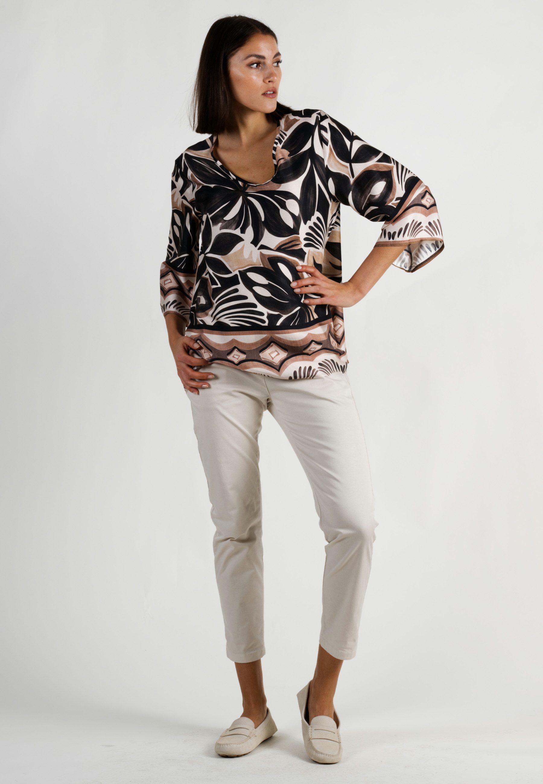 Andijamo-Fashion Druckbluse AVANTGARDE Locker geschnittene Bluse günstig online kaufen