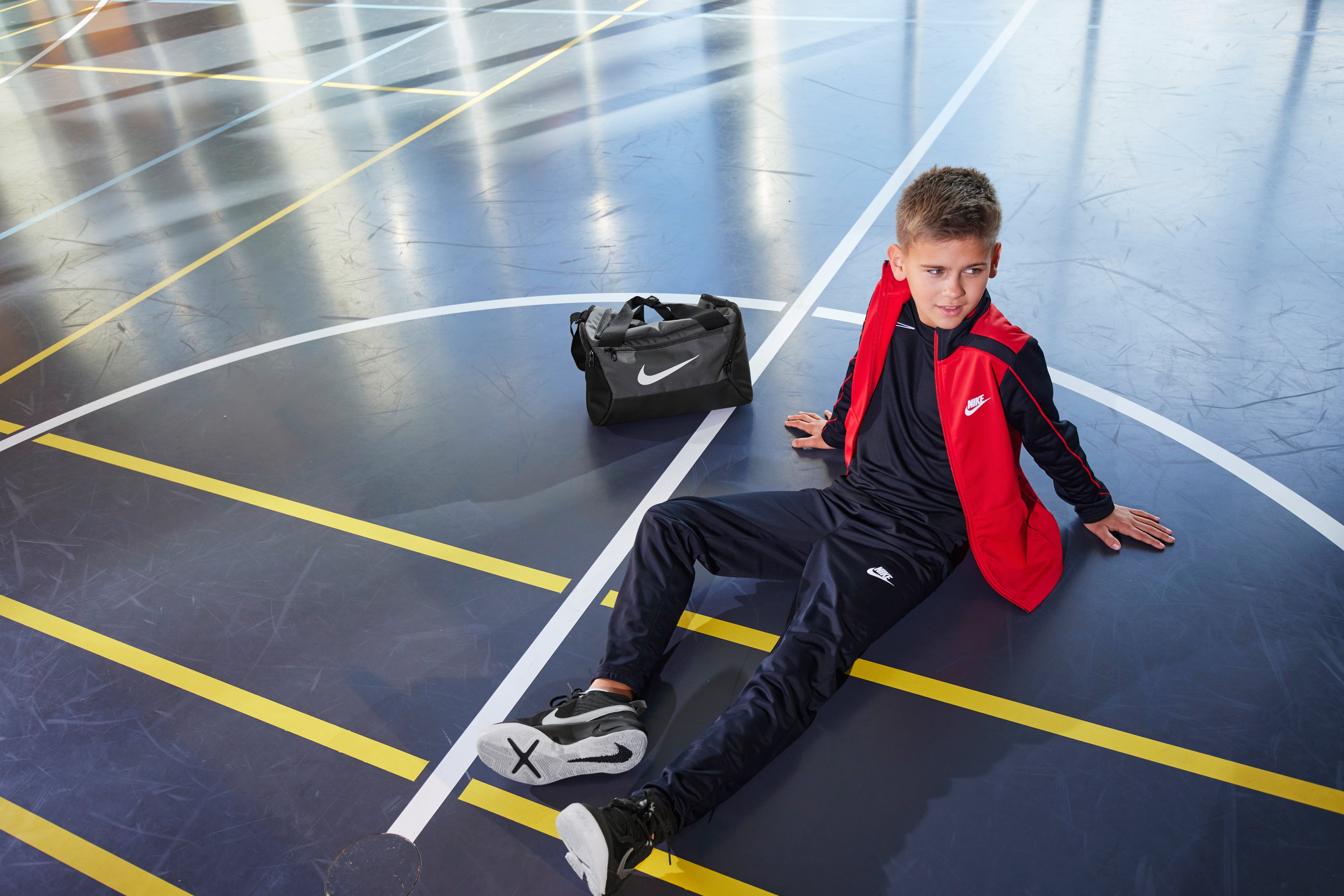 Big Kids' Tracksuit Trainingsanzug Sportswear Nike schwarz-rot