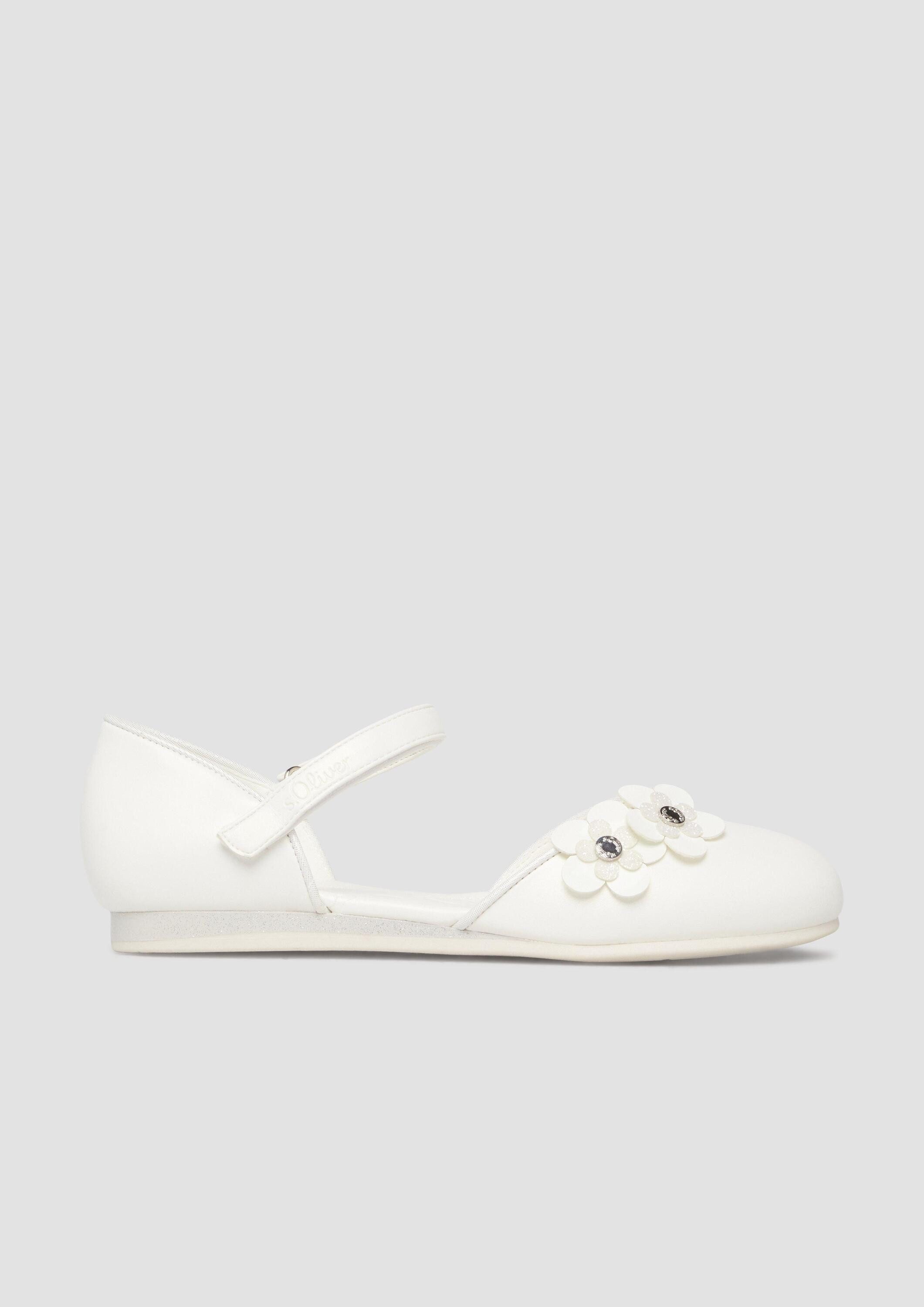 s.Oliver Slipper Ballerina Ballerinas in Lackleder-Optik mit Applikation