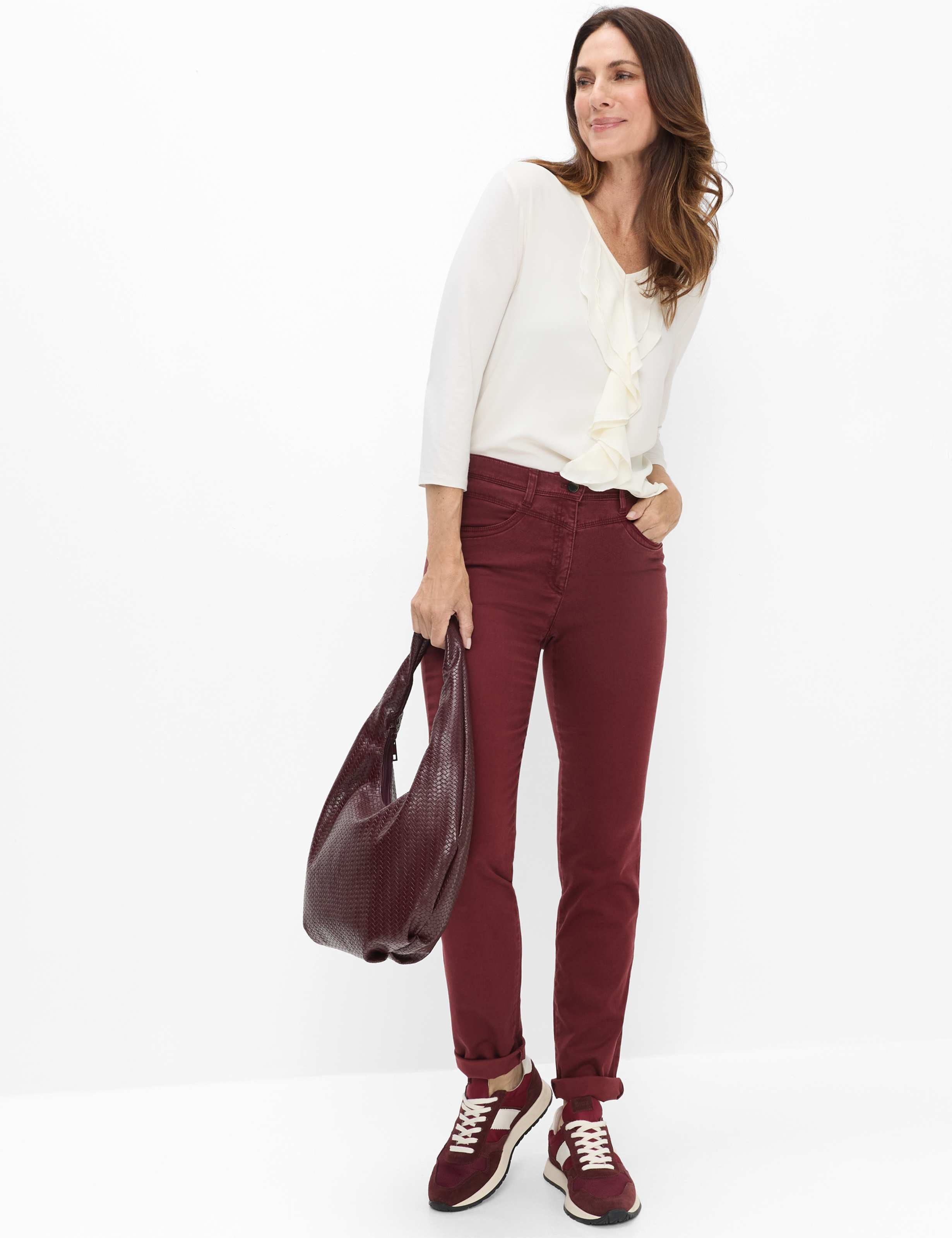 RAPHAELA by BRAX 5-Pocket-Hose Style LAURA NEW Satin: Five-Pocket im Super Slim Fit – Bild 2 von 5