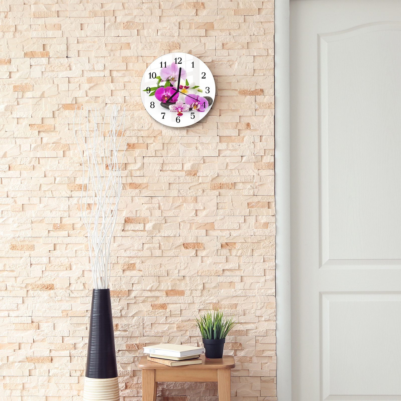 cm mit Rund und 30 Primedeco Orchideenblüten Wanduhr aus mit Quarzuhrwerk - Glas Durchmesser Motiv Wanduhr