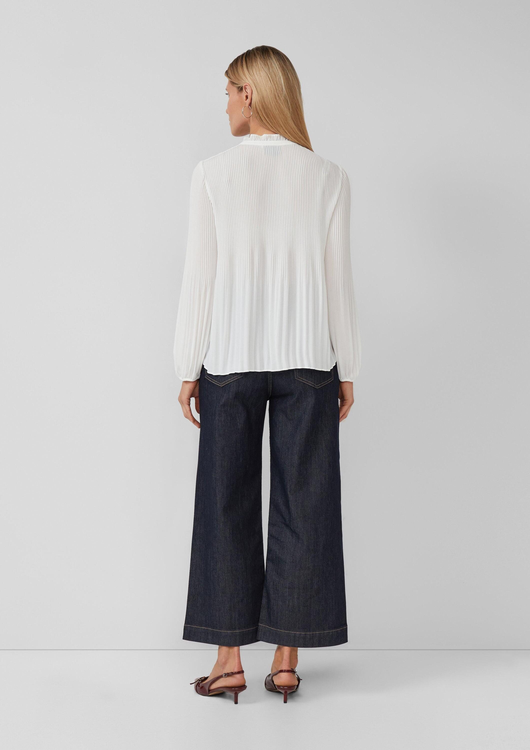 s.Oliver Langarmbluse Bluse Plissierte Bluse aus Crêpe mit Stehkragen